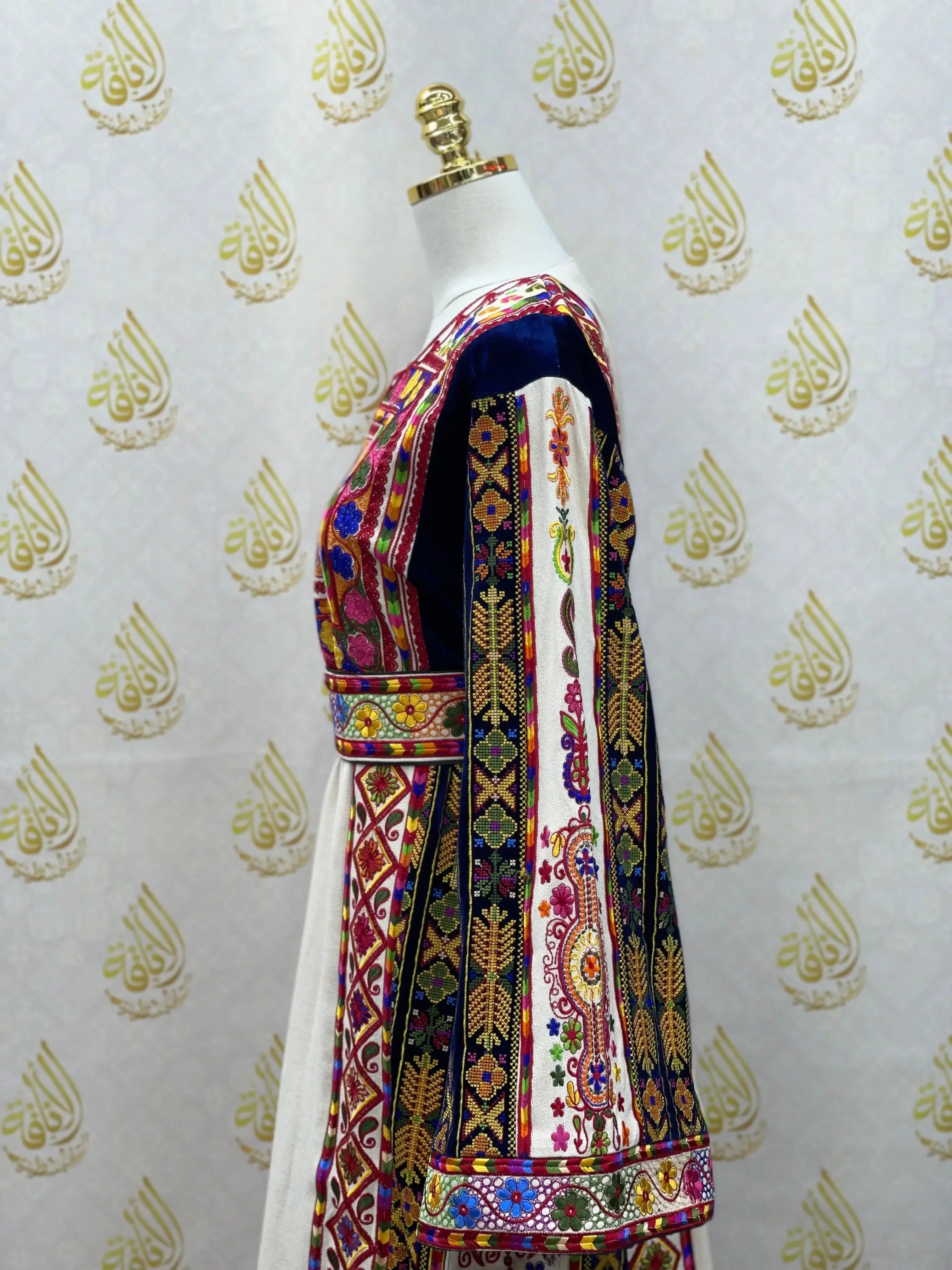 Embroidery Etamin Thoub: Ultimate Luxury and Sophistication Palestinian Elegance