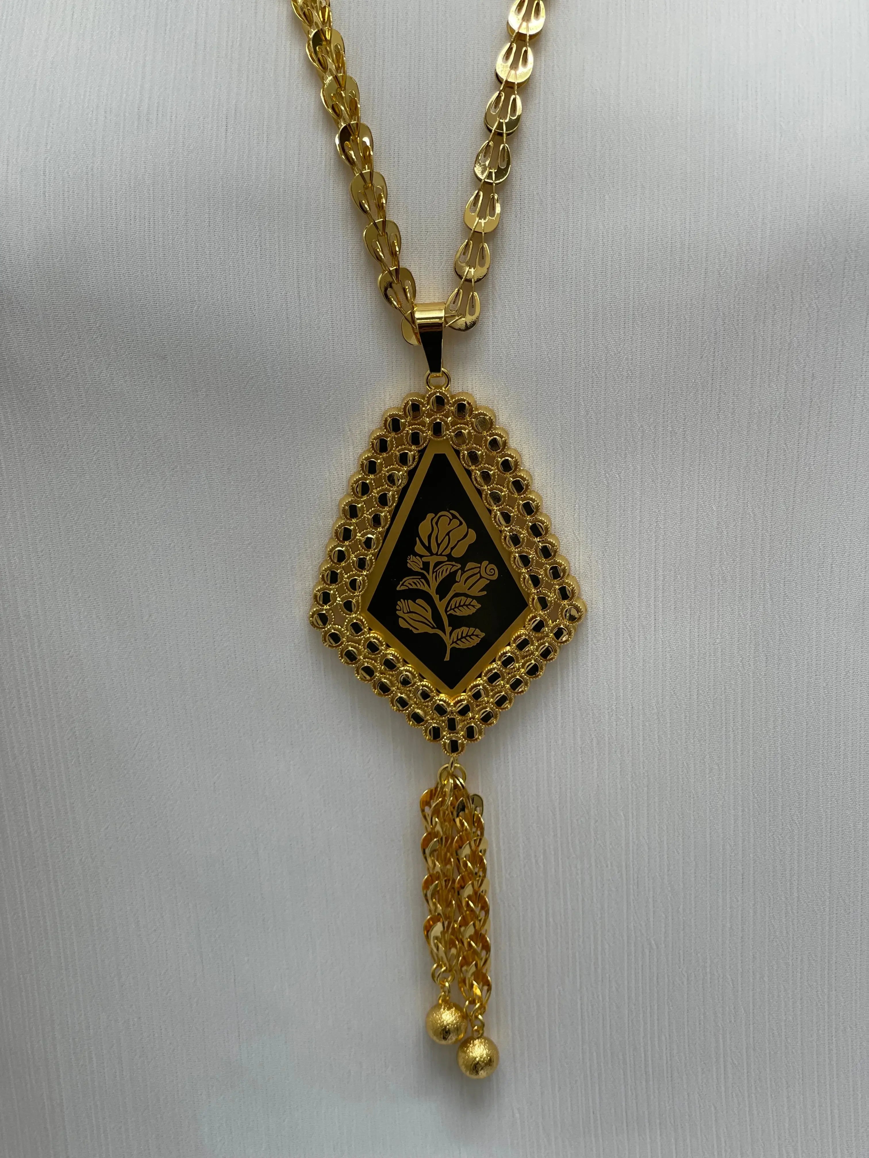 Elegance in Detail: An Ounce Of A Rose Fashion Jewelry Long Chain Palestinian Elegance