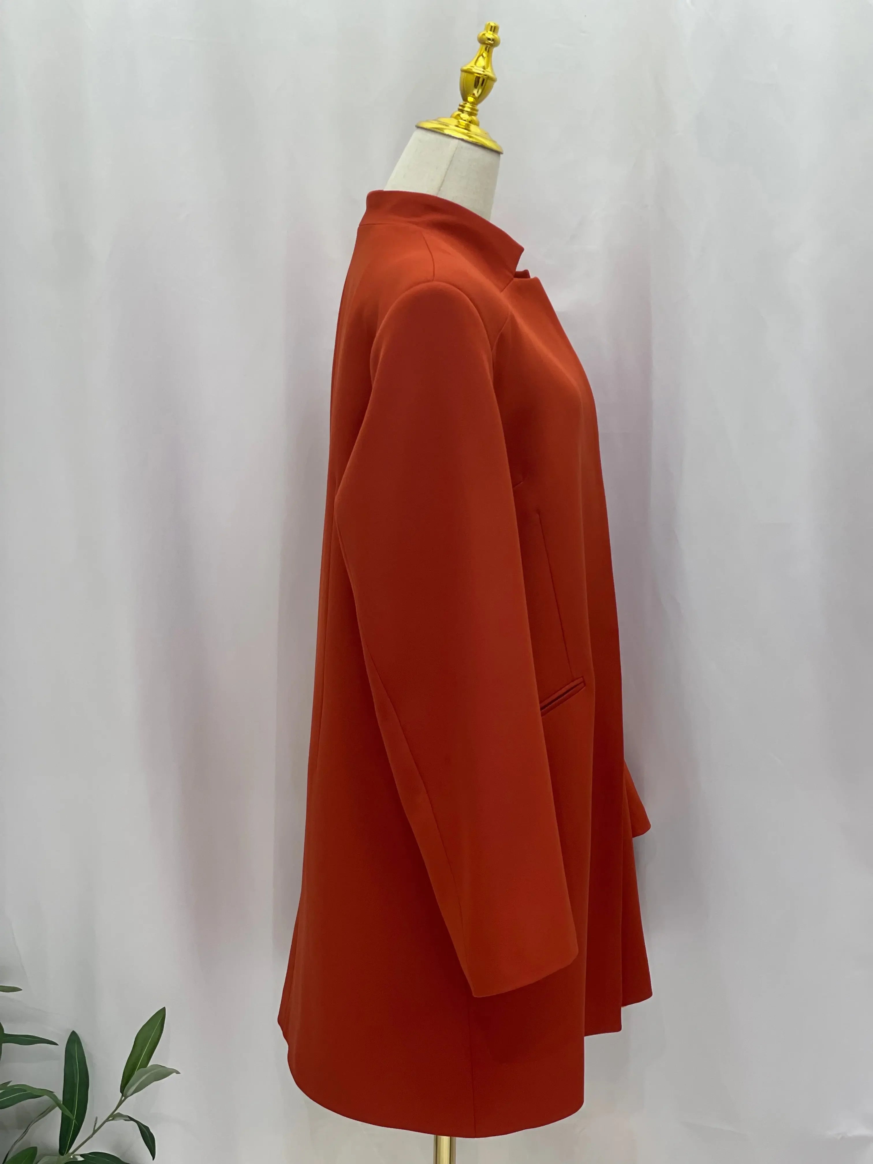 Sleek Sophistication: The Long Blazer Palestinian Elegance