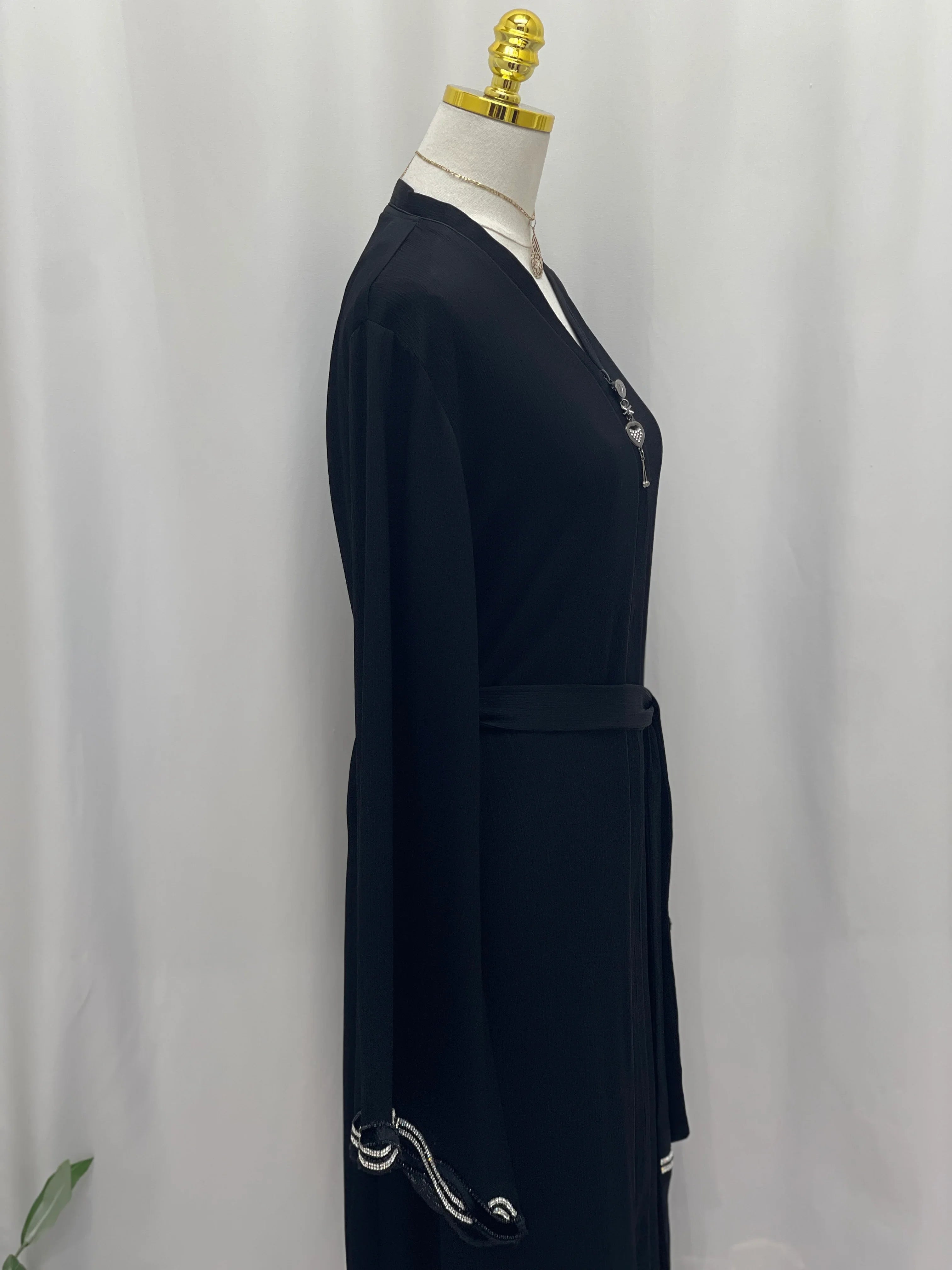 Sukoon Simply Abaya