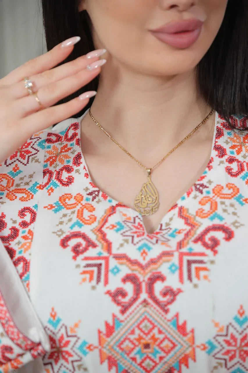 فستان فلسطيني مطرز – على الطراز التطرزي الكلاسيكي