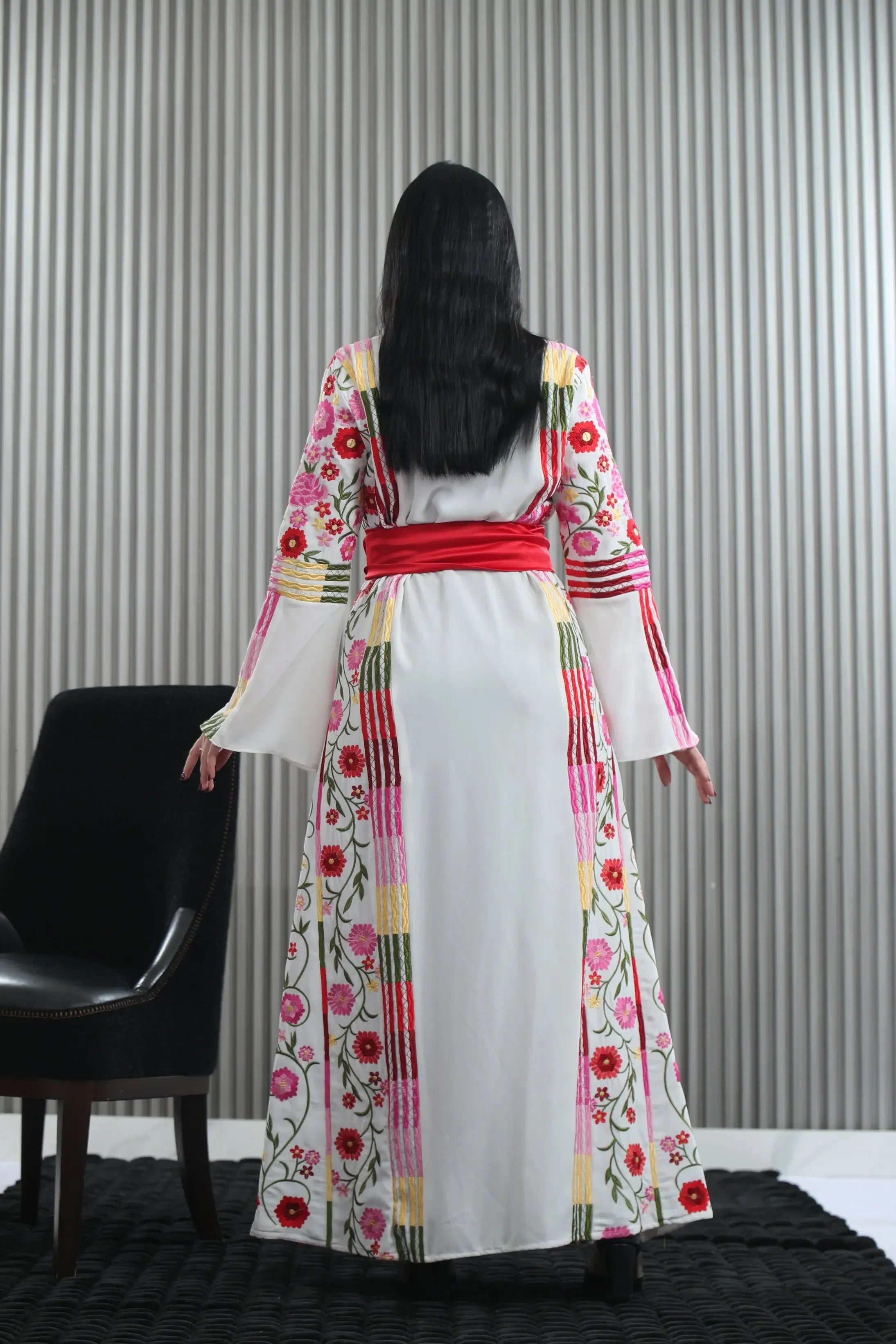 Embroidered White Multicolored Thoub Palestinian Elegance
