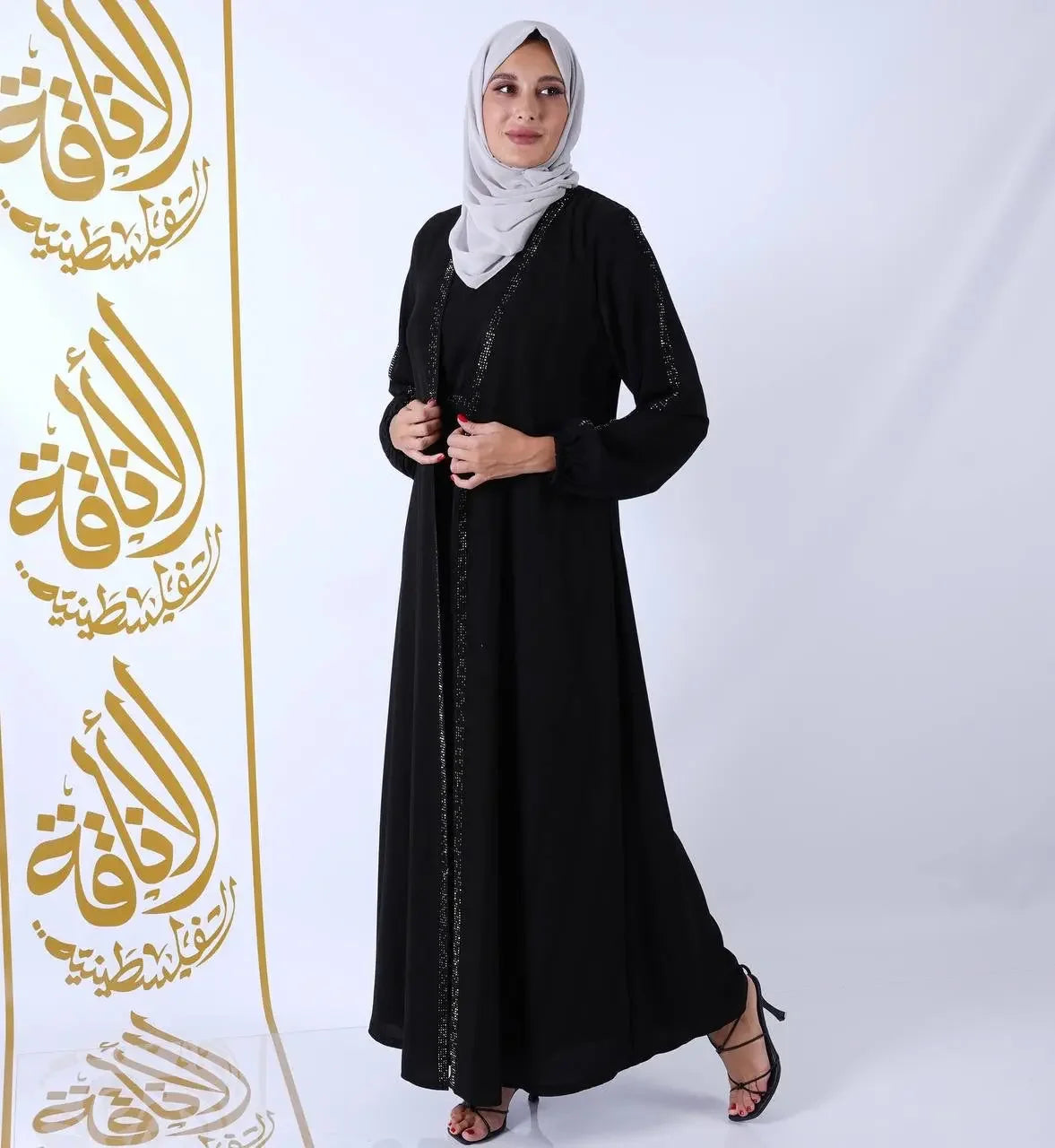 Classic Abaya: Timeless Elegance and Sophisticated Style Palestinian Elegance