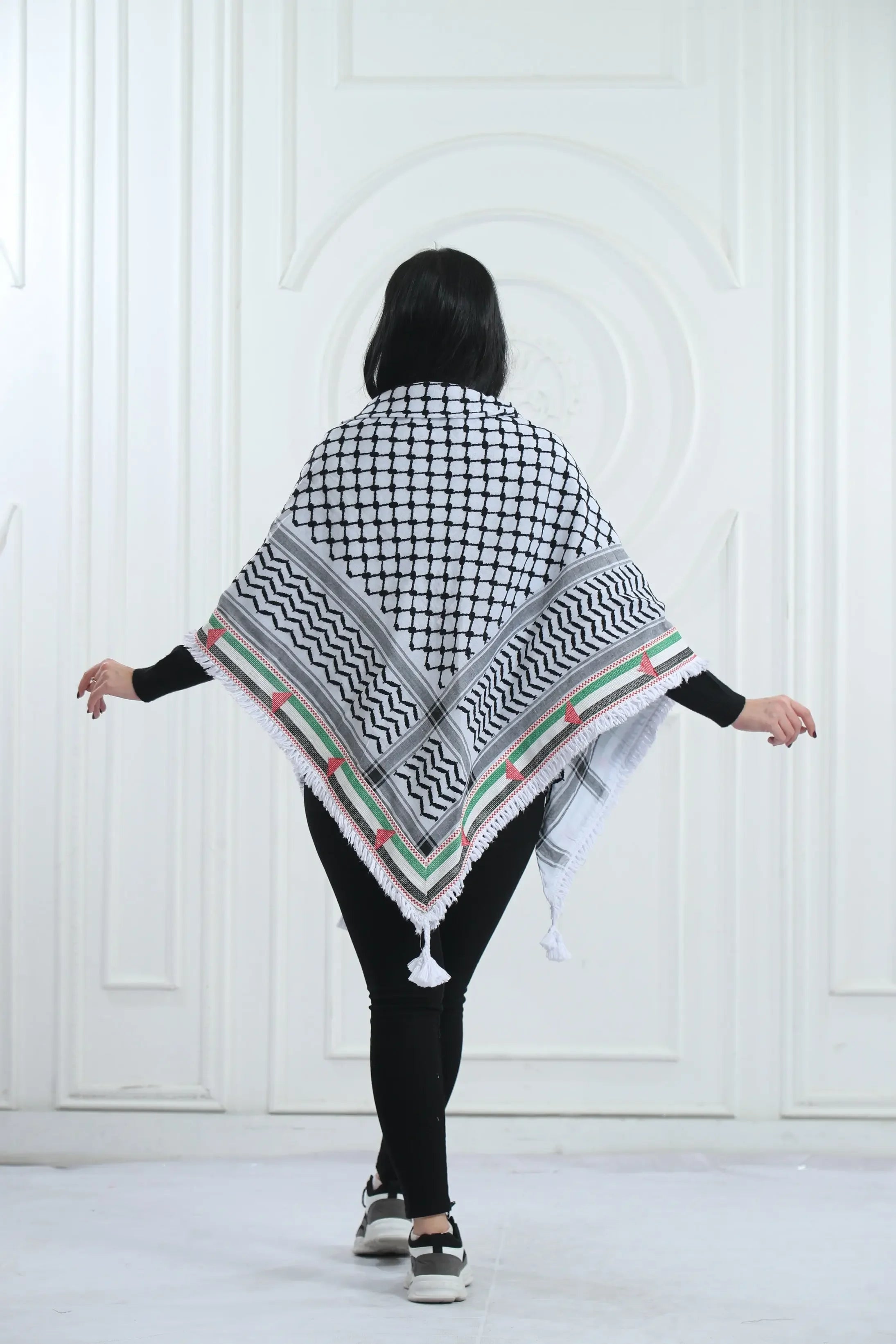 Pride and Heritage: Palestinian Flag Embroidered Kuffia Palestinian Elegance