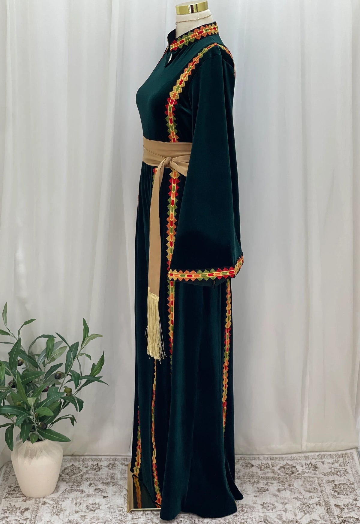 Manajel Grace Velvet Thobe - Palestinian Elegance