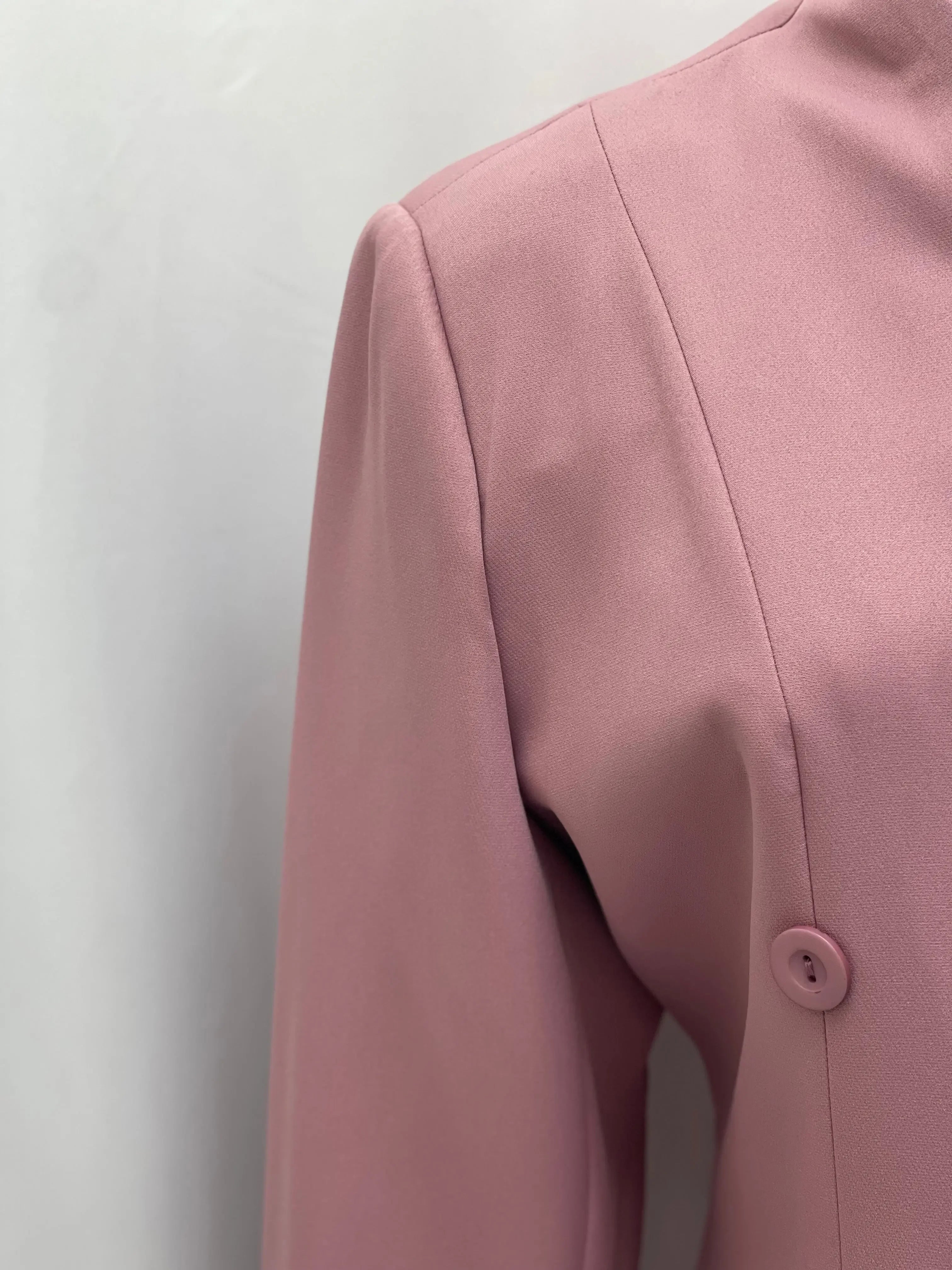 Professional Elegance: Formal Suits Palestinian Elegance