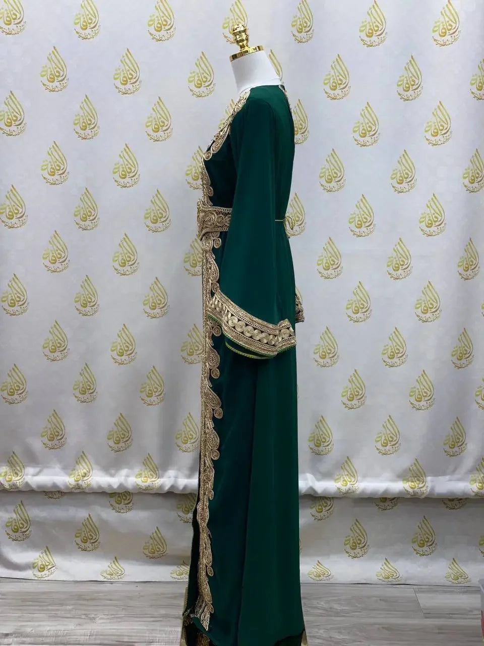 Unique Kaftan: Standout Style and Comfort - Palestinian Elegance