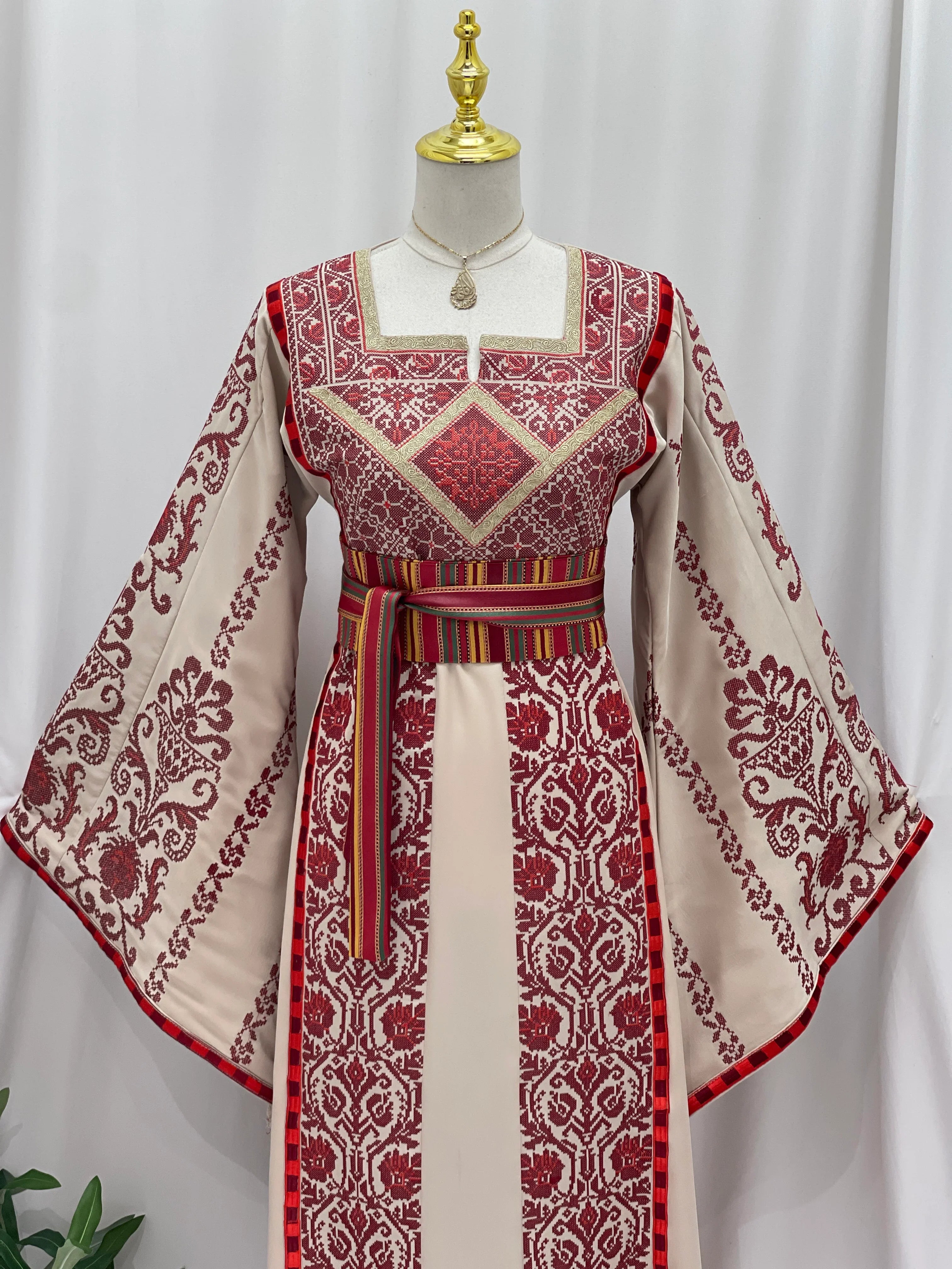 Traditional Palestinian Embroidered Thobe – with Saiah Belt