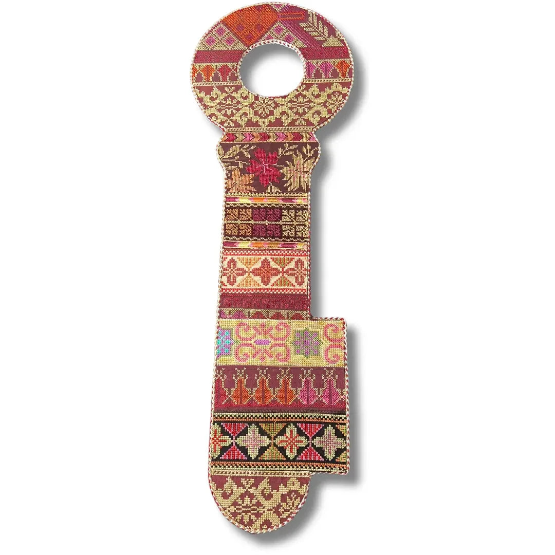 Key-Shaped Tatreez Home Decor - High-Quality Craftsmanship Palestinian Elegance