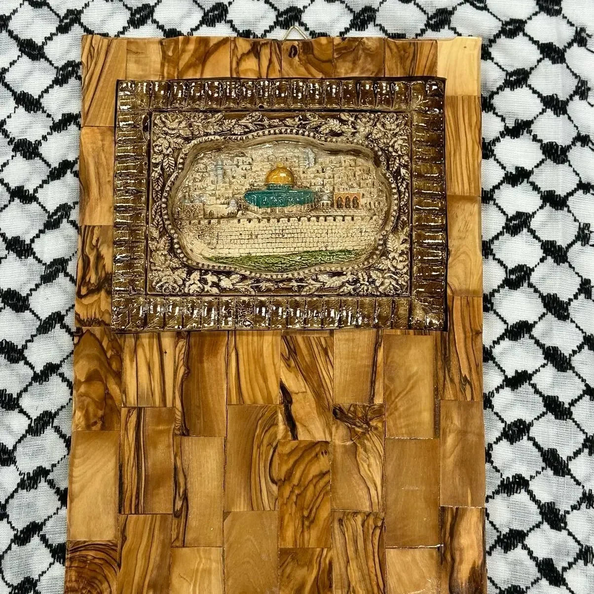 Handmade Wooden Frame Palestine Resemblance Hanging Decor: Cultural Charm and Elegance Palestinian Elegance