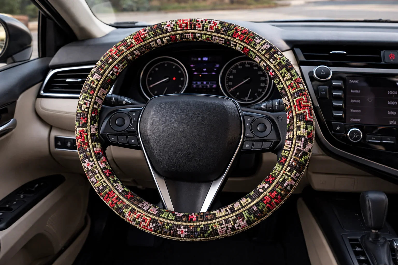 Reversible Beaded Steering Wheel Cover- Elegant Design