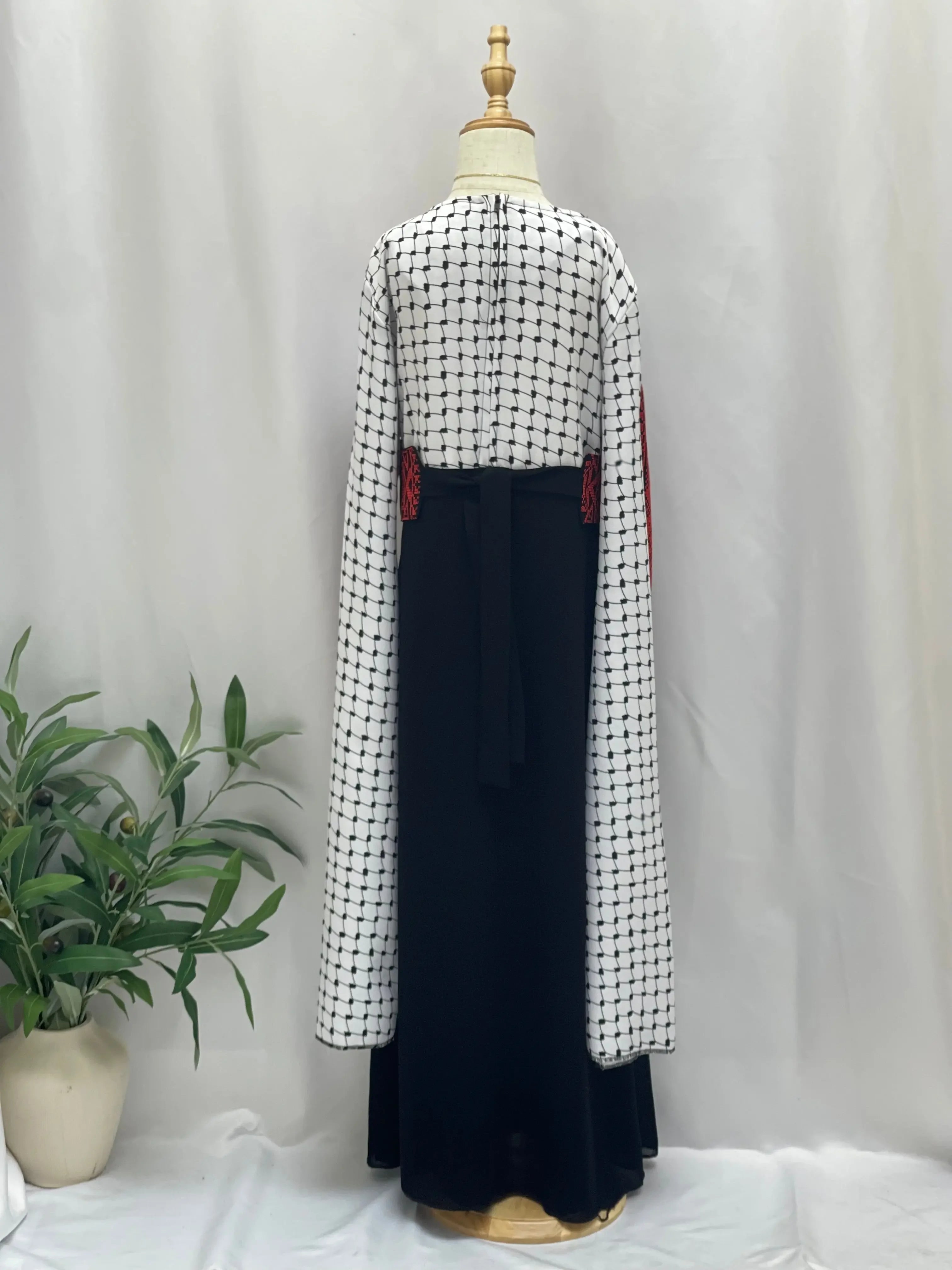 Kuffia Princess Dress - Intricate Embroidery & Regal Elegance Palestinian Elegance