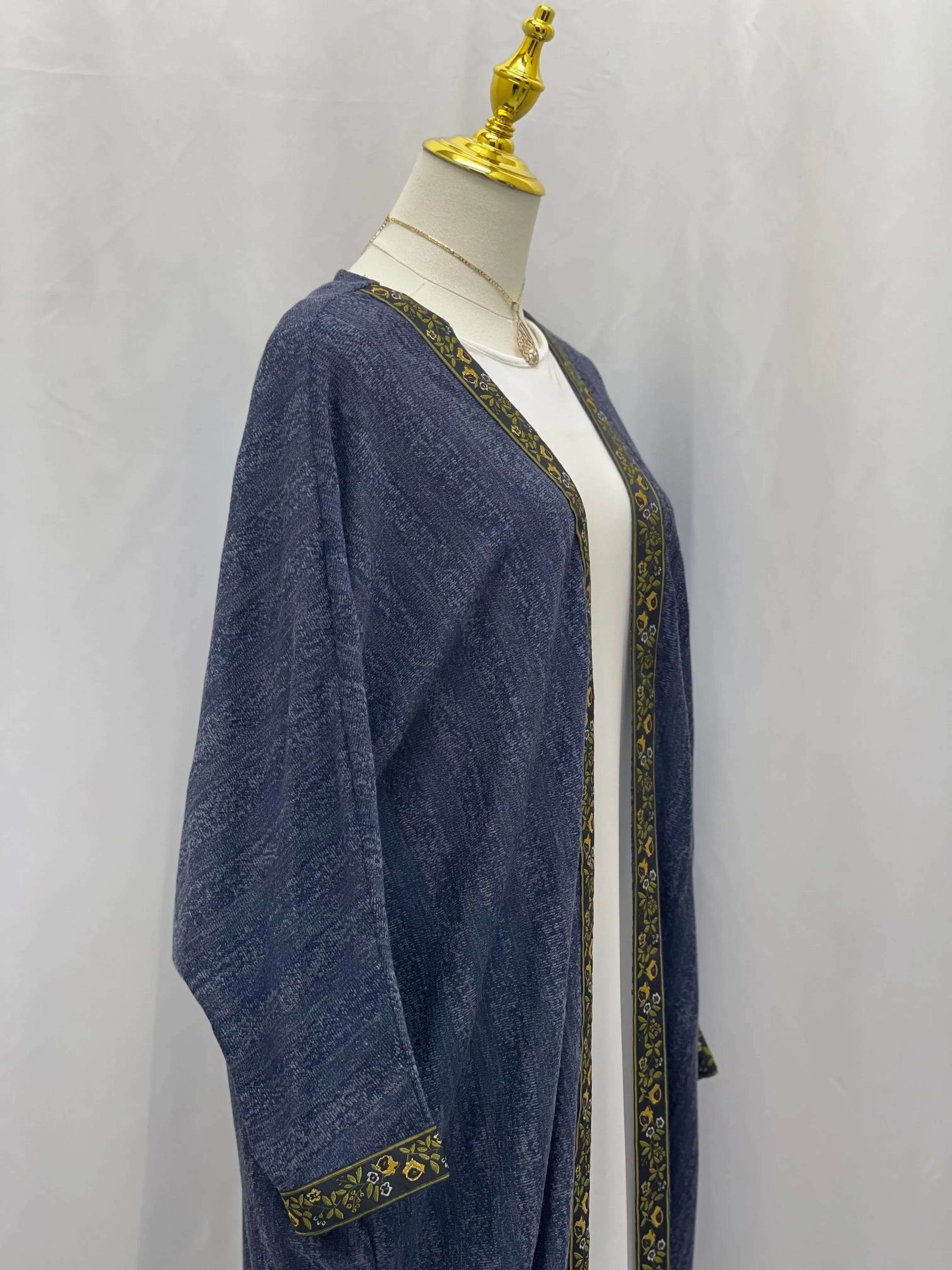Timeless Comfort: Dalal Cardigan Palestinian Elegance