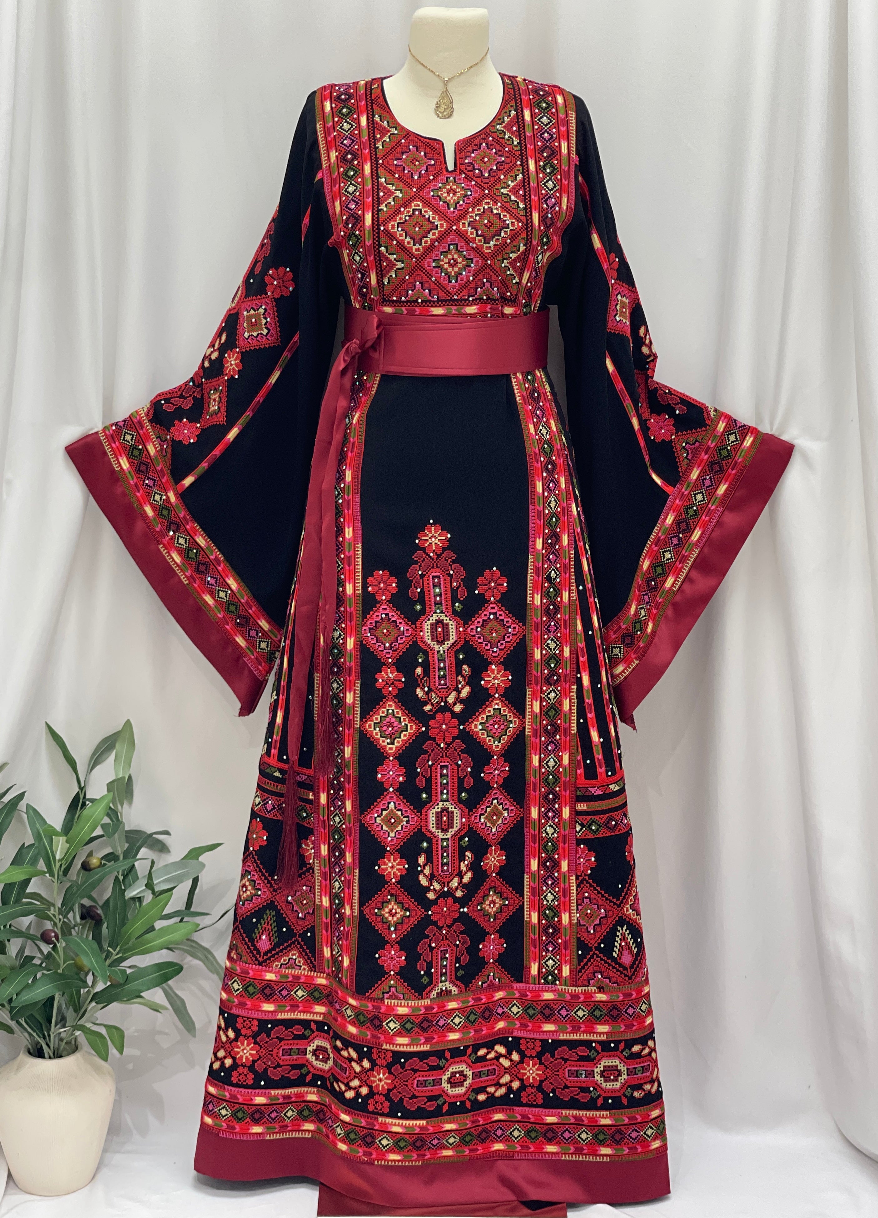 Yafa Fully Embroidered Thobe – Black & Burgundy”