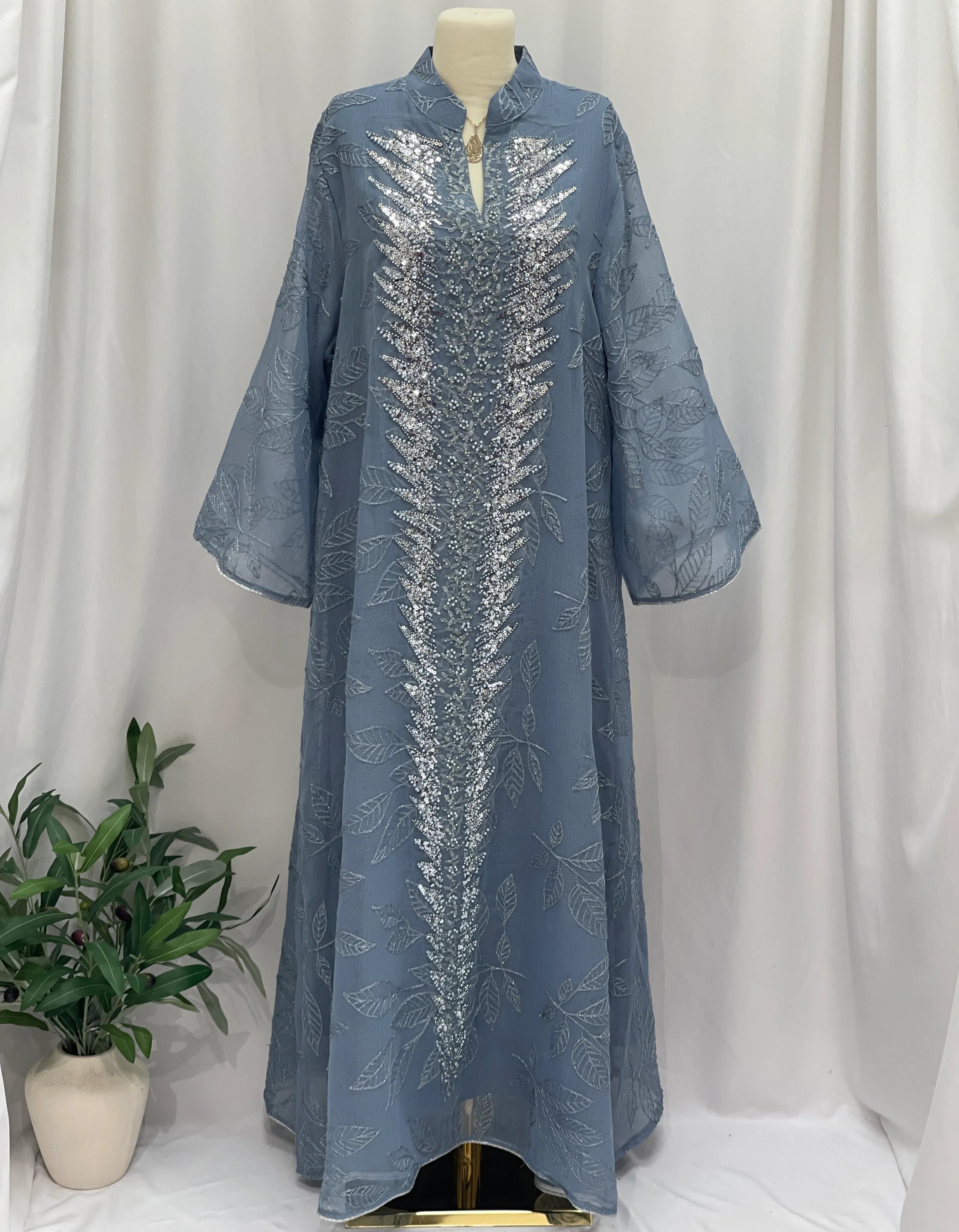 Elegance Kaftan – Flowing Comfort & Style
