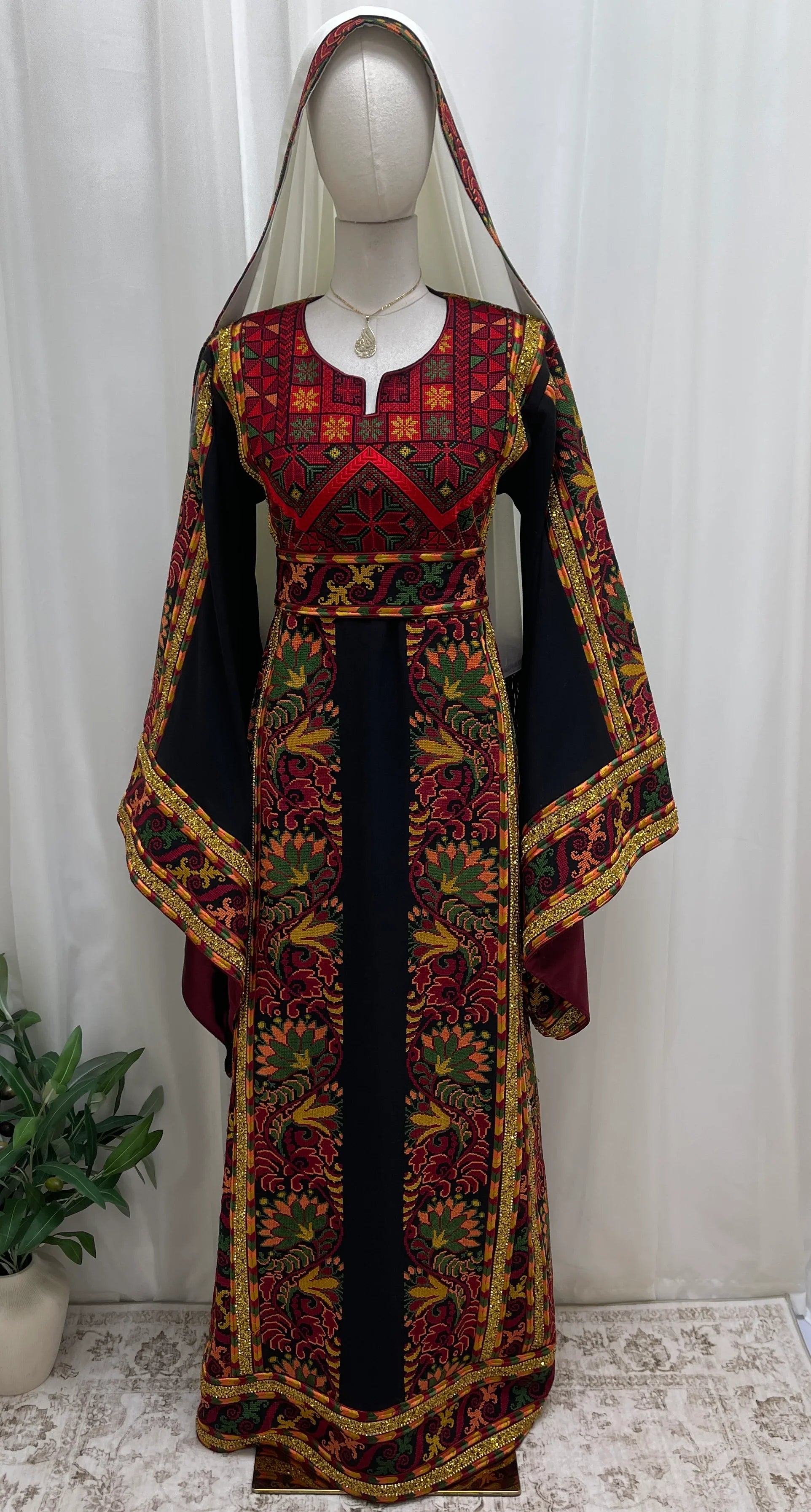 Sultanah Noir Couture Thobe-elegant couture piece designed