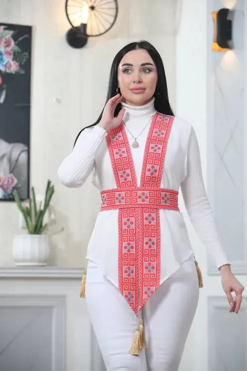 Tassel-Enhanced Elegance: Stand Out with Style Palestinian Elegance