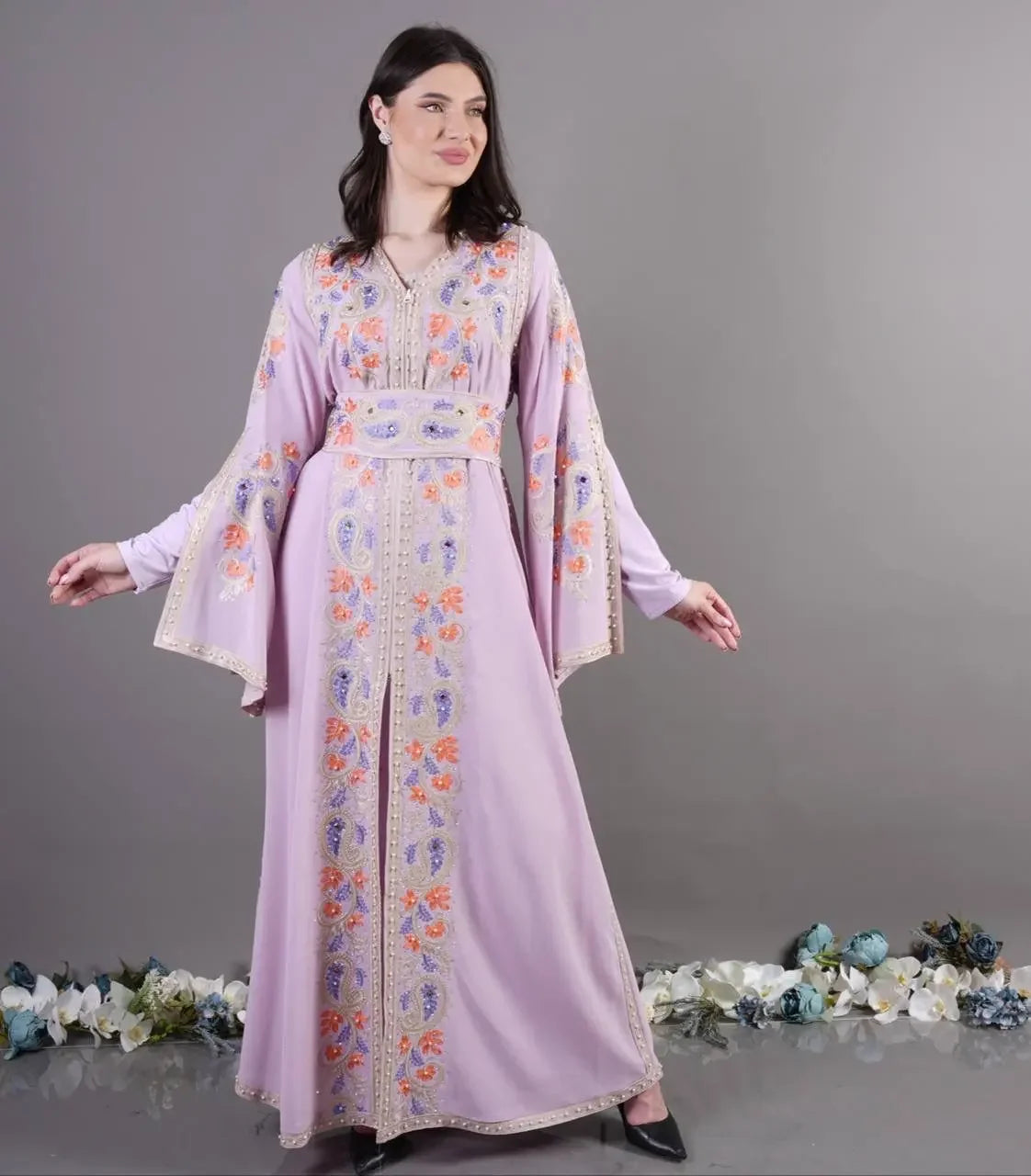 Embroidery Loom Kaftan: Traditional Craftsmanship and Creative Expression Palestinian Elegance