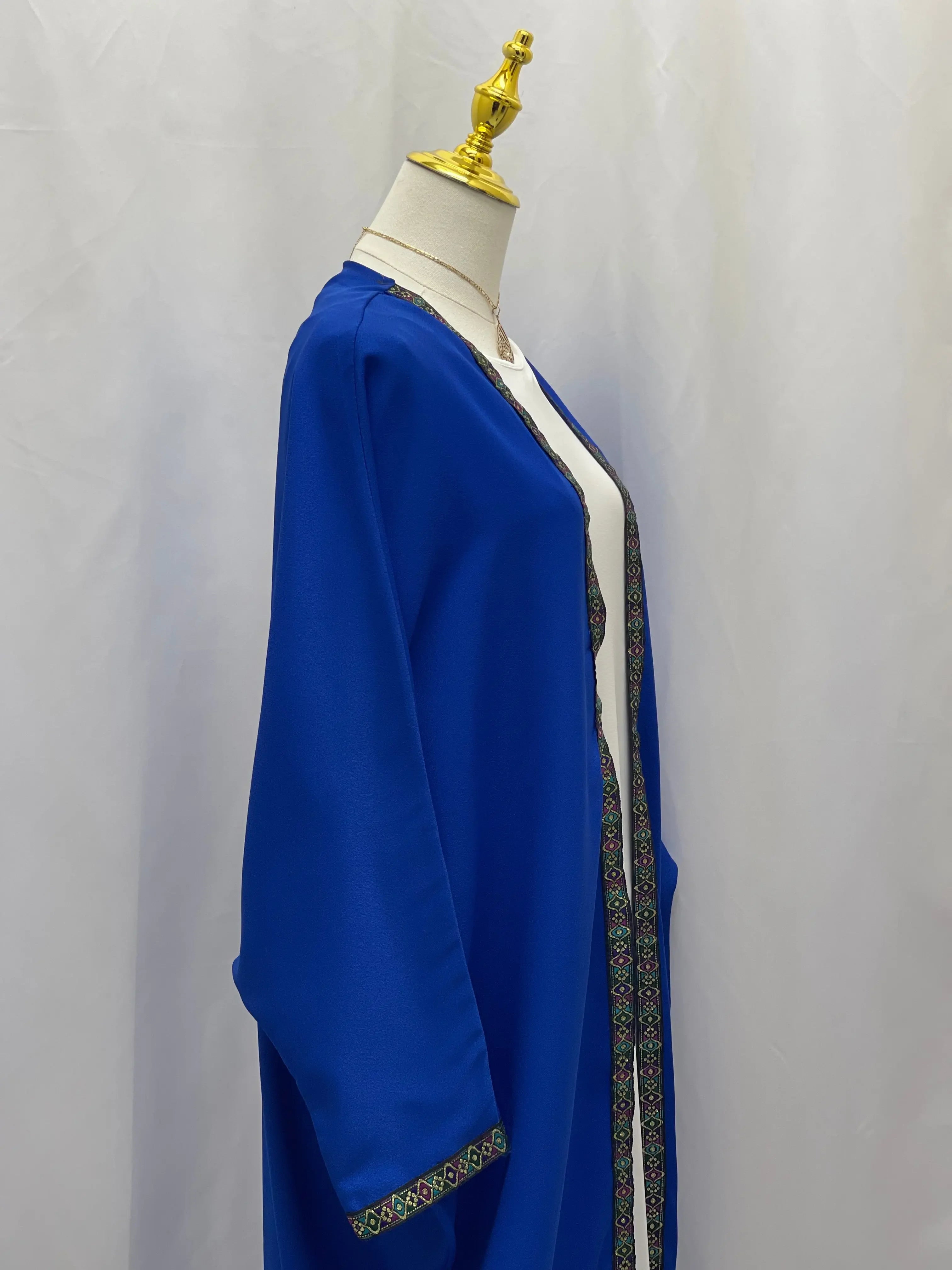 Versatile Elegance: Janna Cardigan Palestinian Elegance