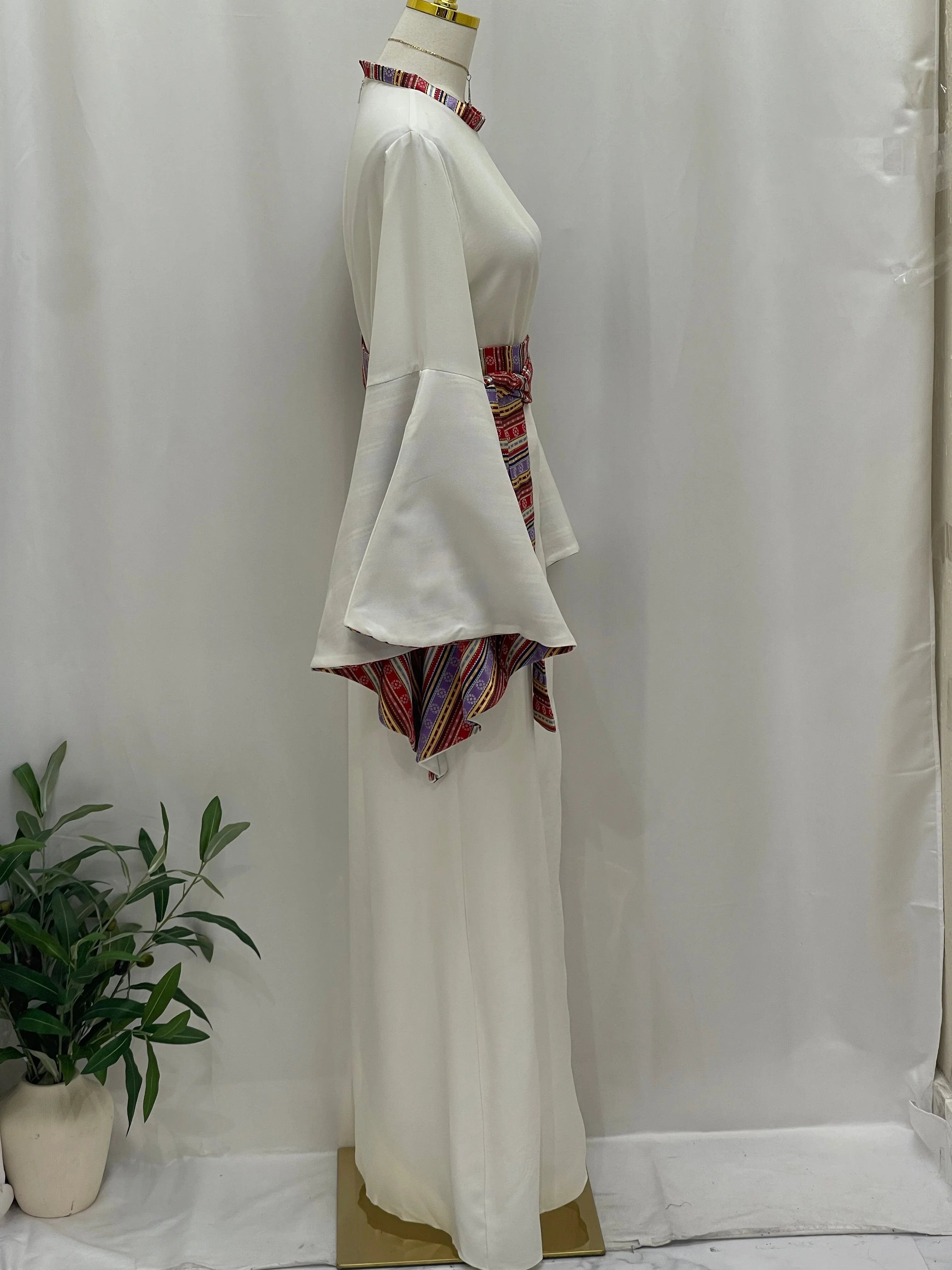 Al-Mais Thobe: A Perfect Choice For Everyday Wear or Special Occasions - Palestinian Elegance