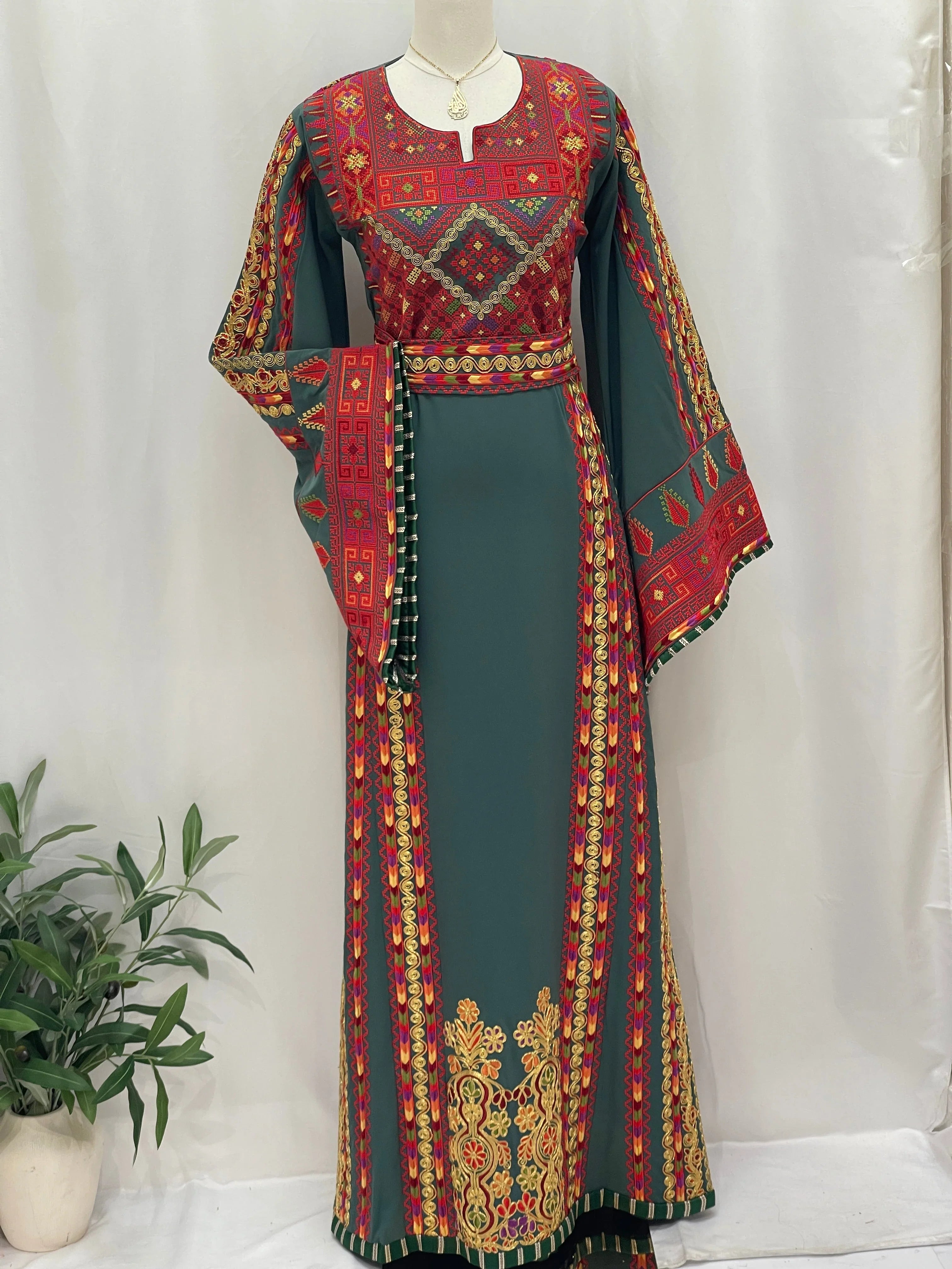 Almajed Embroidered Thoub: A Timeless Piece That Embodies Elegance And Majesty Palestinian Elegance