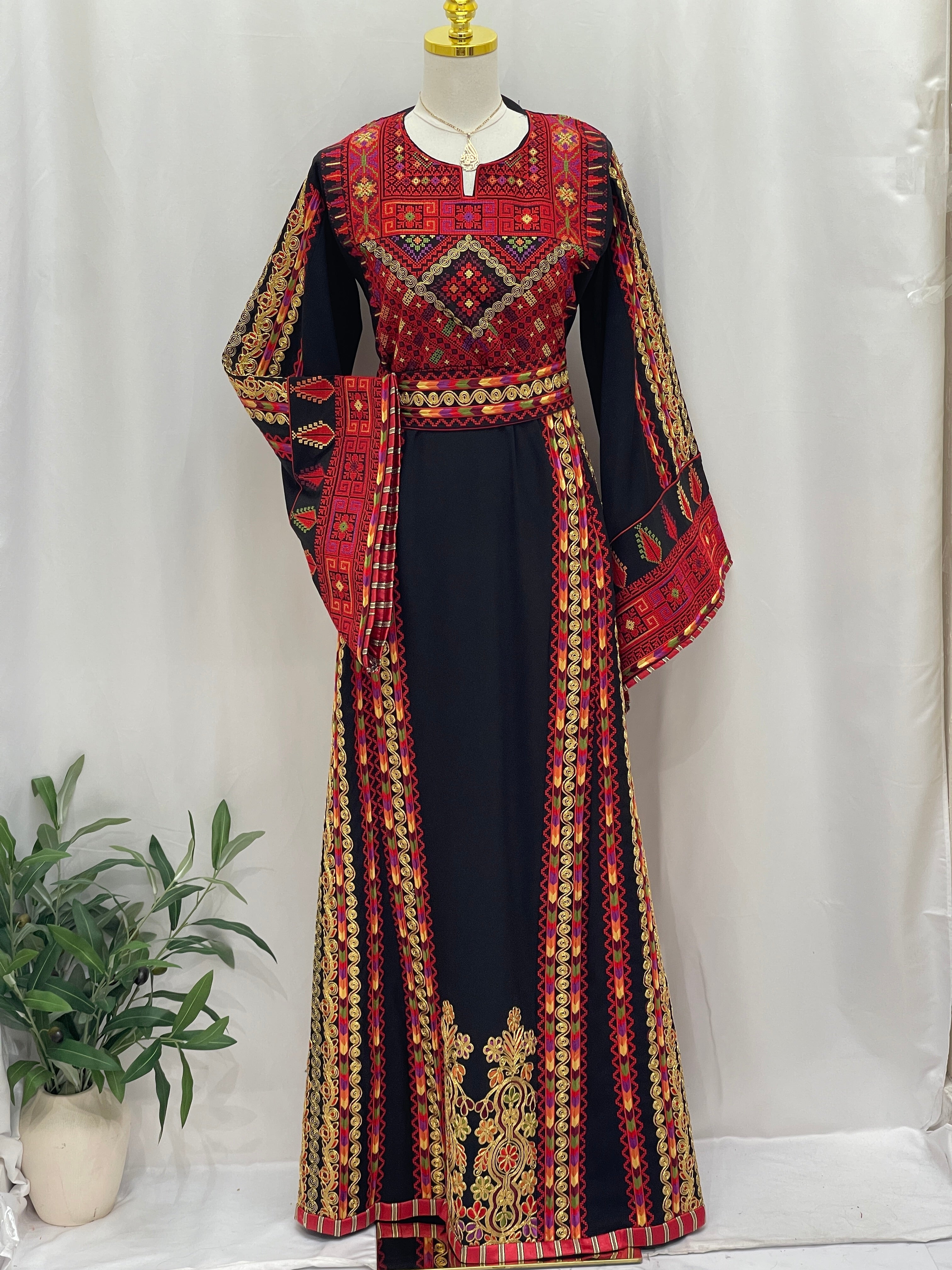 Almajed Embroidered Thoub: A Timeless Piece That Embodies Elegance And Majesty Palestinian Elegance