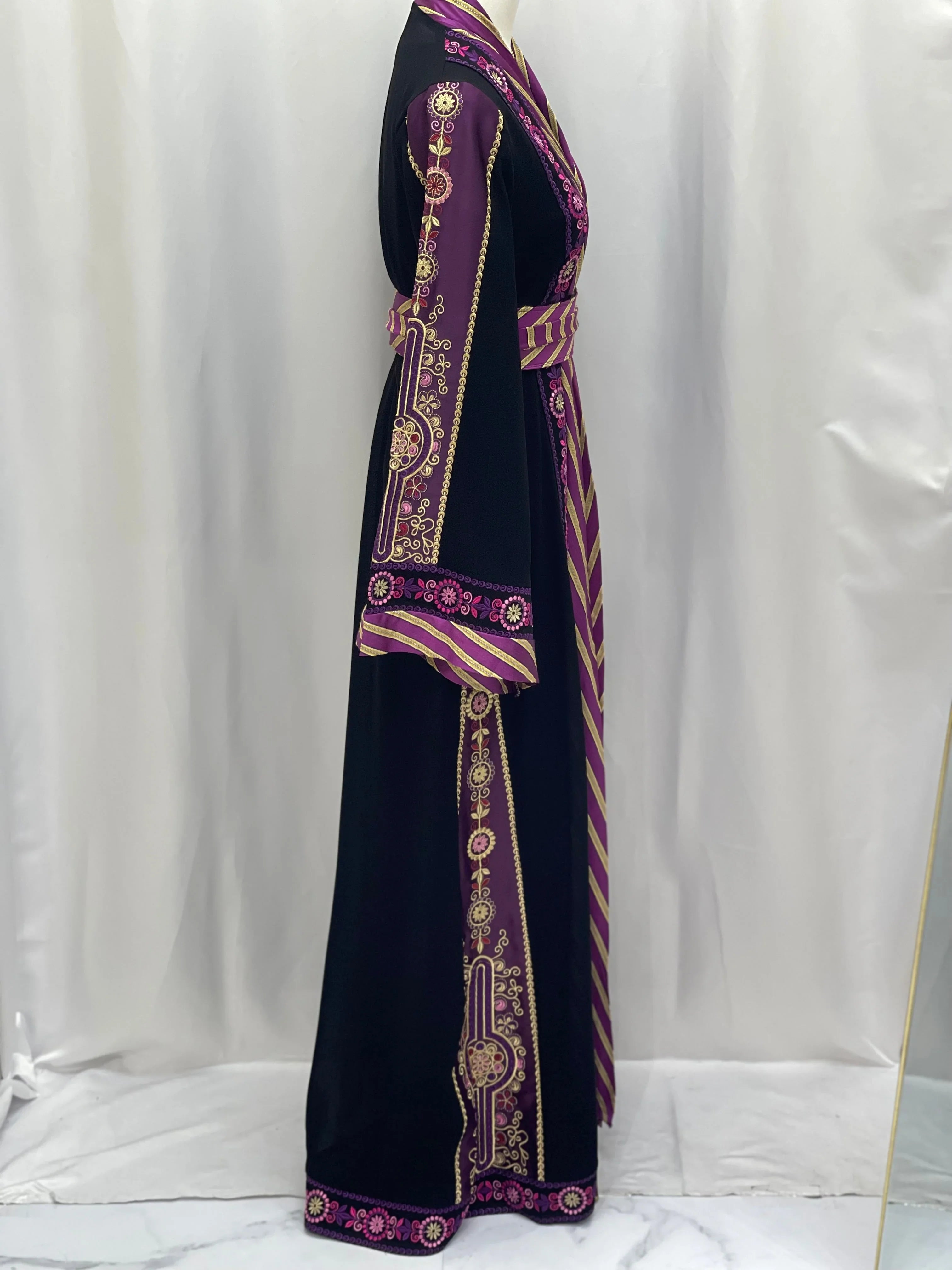 Areej Embroidered Kashmir Open Abaya - Elegance & Versatility - Palestinian Elegance