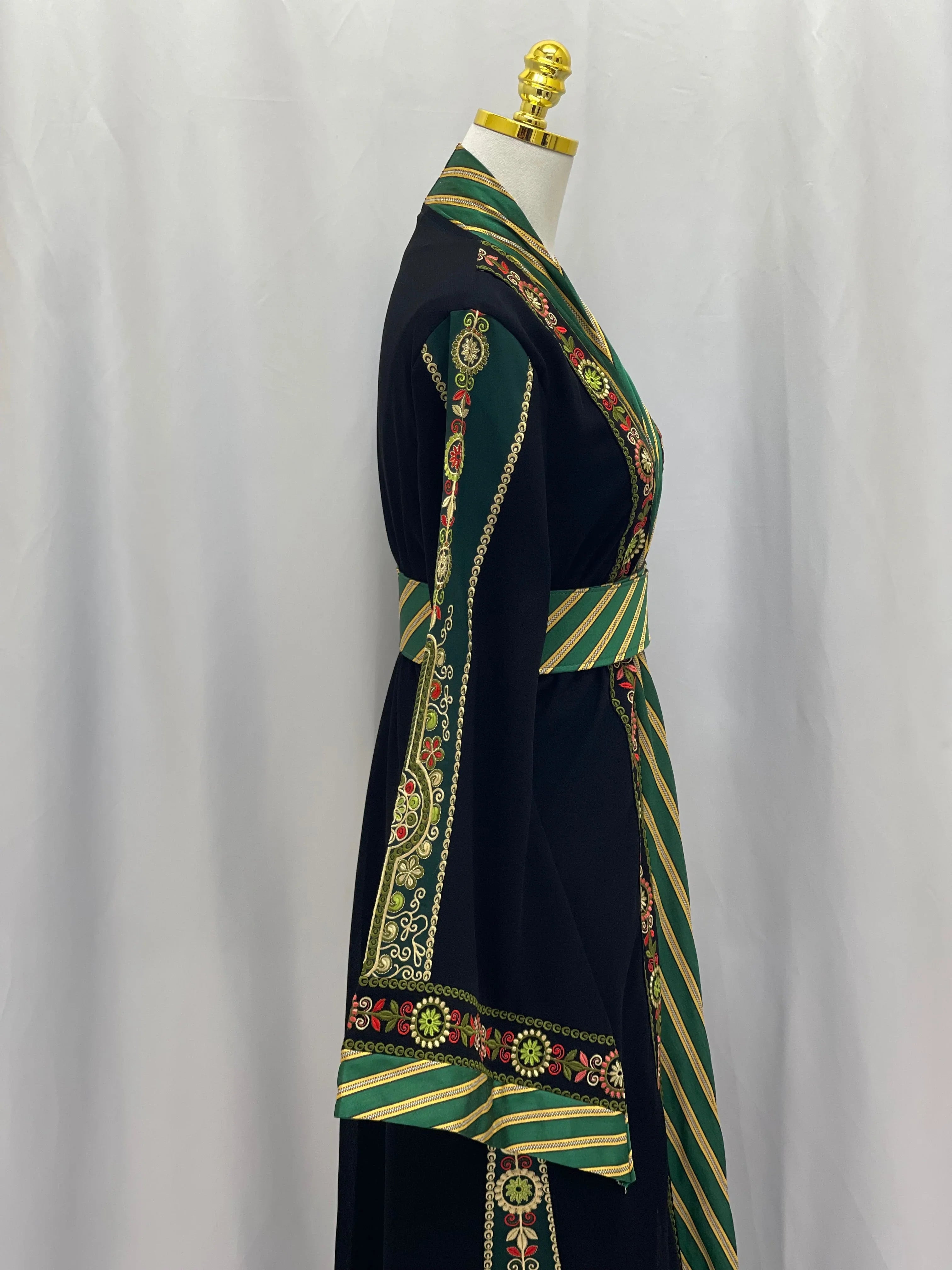 Areej Embroidered Kashmir Open Abaya - Elegance & Versatility - Palestinian Elegance