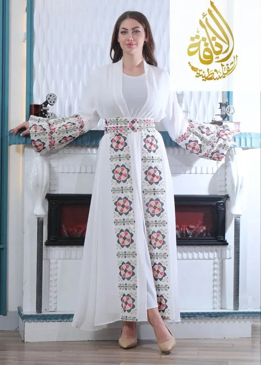 Atik Embroidered Bisht - Palestinian Elegance