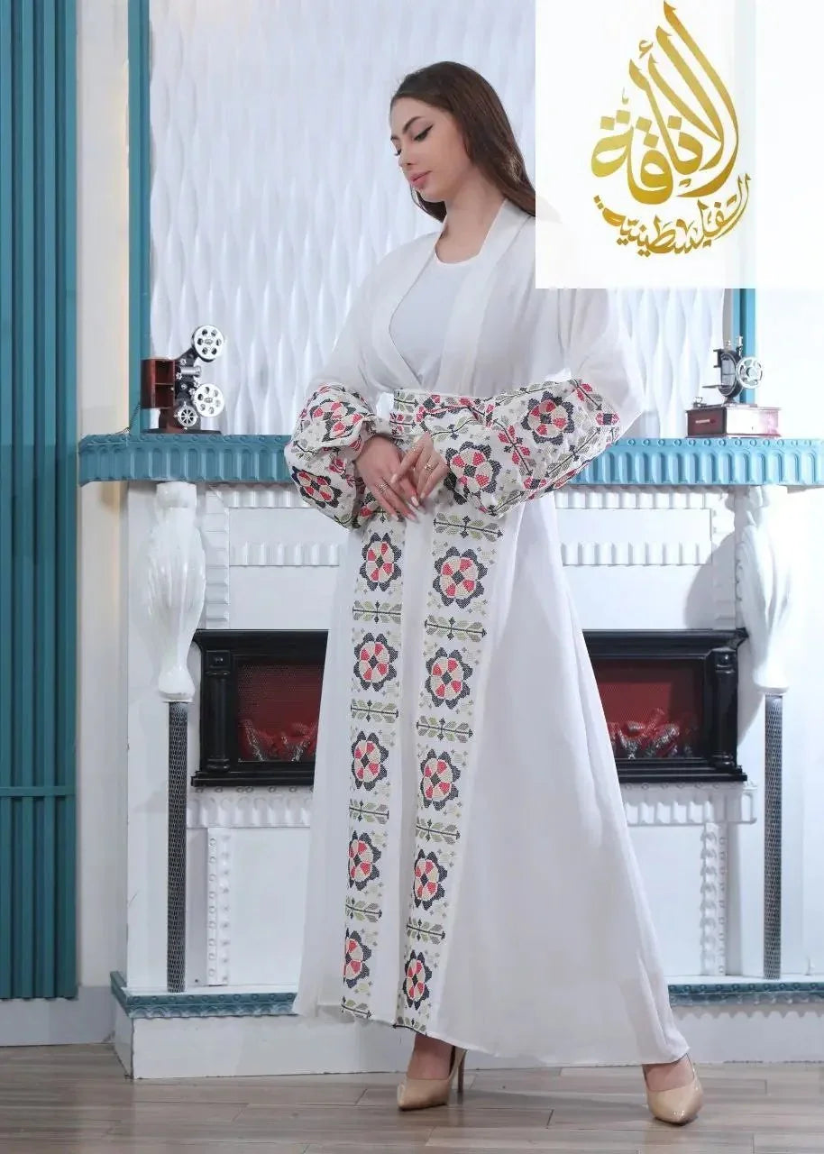 Atik Embroidered Bisht - Palestinian Elegance