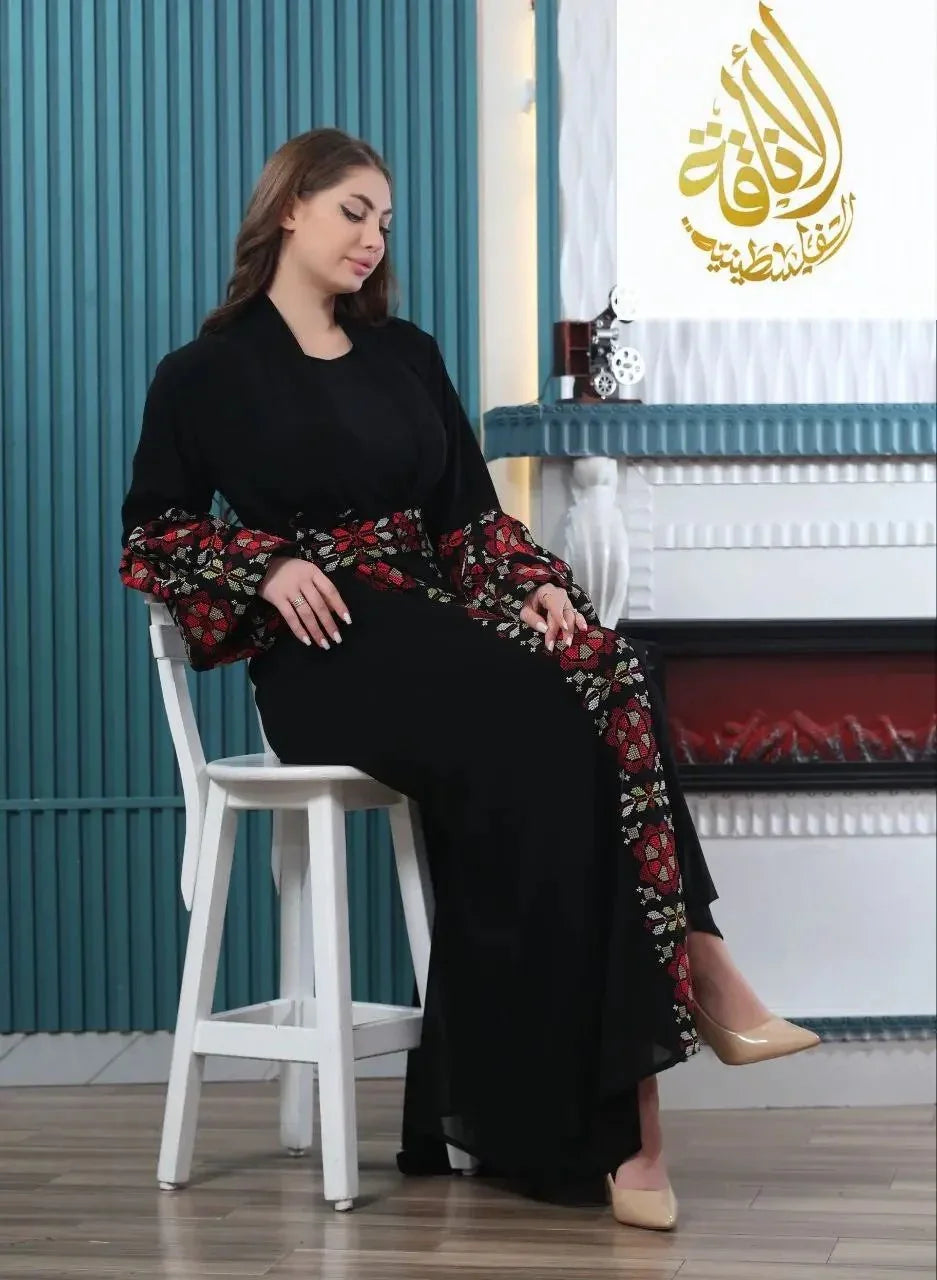 Atik Embroidered Bisht - Palestinian Elegance