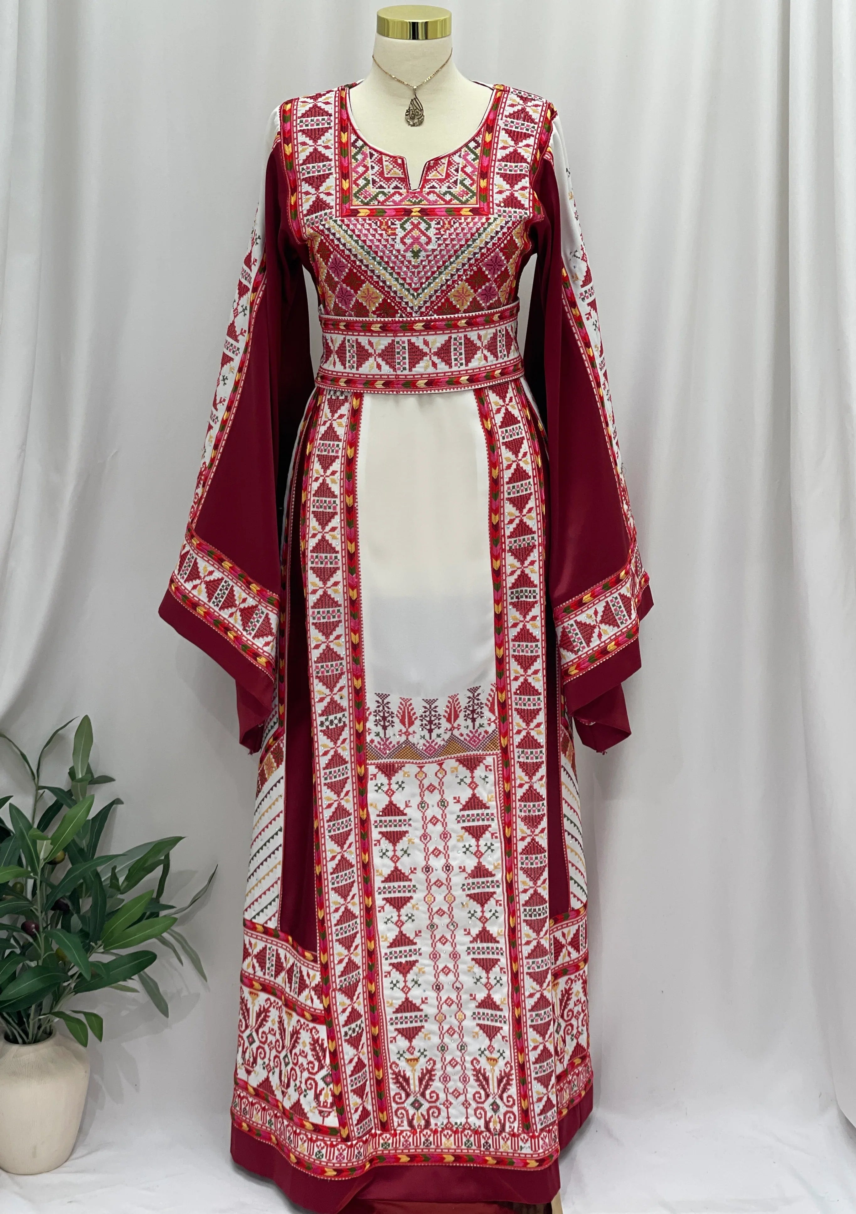 Thuraya Heritage Embroidered Thobe