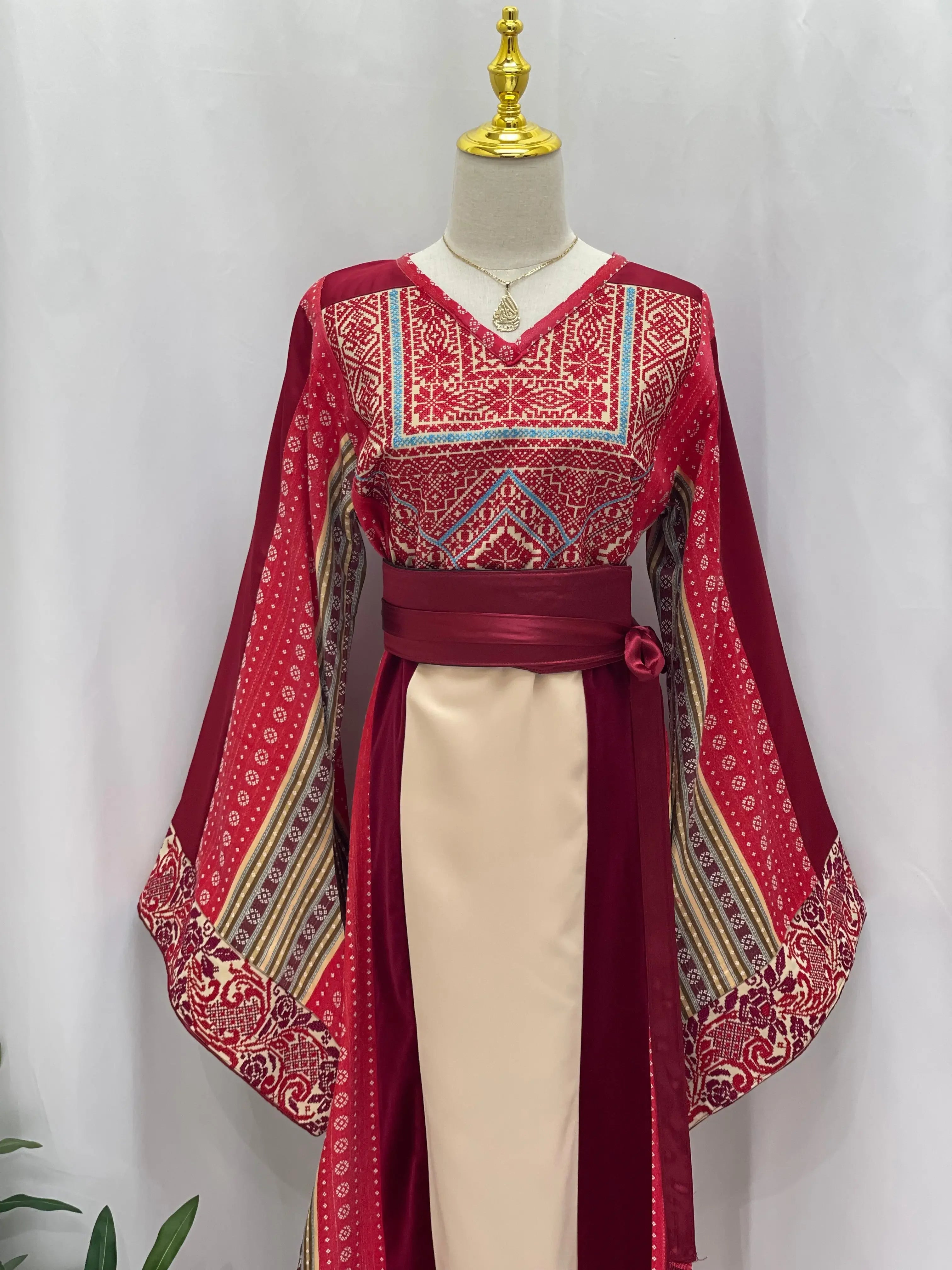 Luxurious Thoub with Saya, Velvet, Safa, and Satin Fabrics Palestinian Elegance