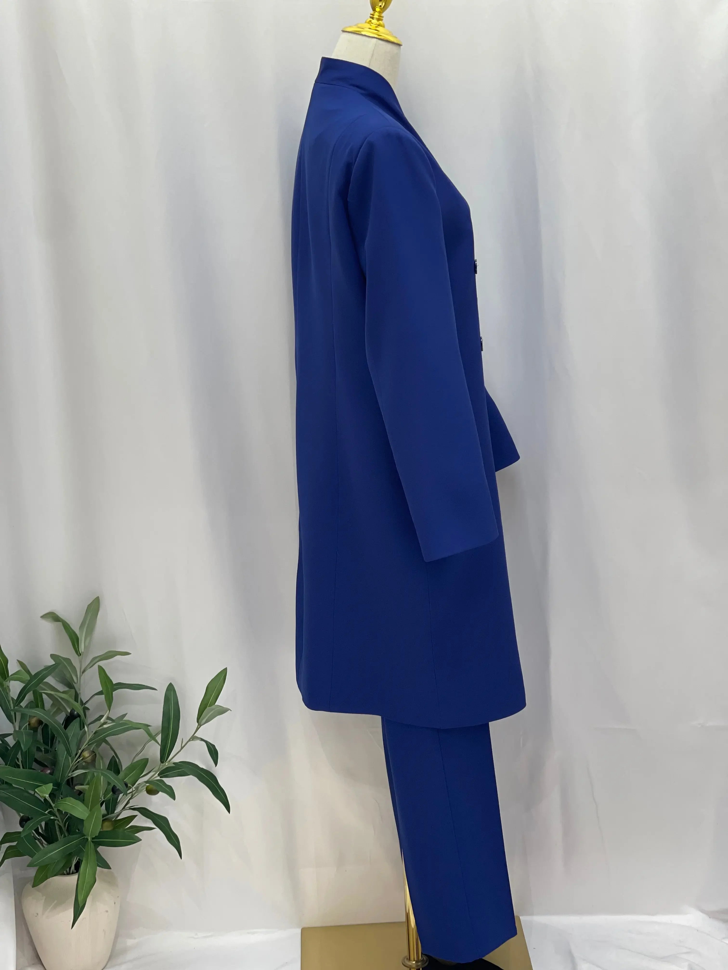 Professional Elegance: Formal Suits Palestinian Elegance