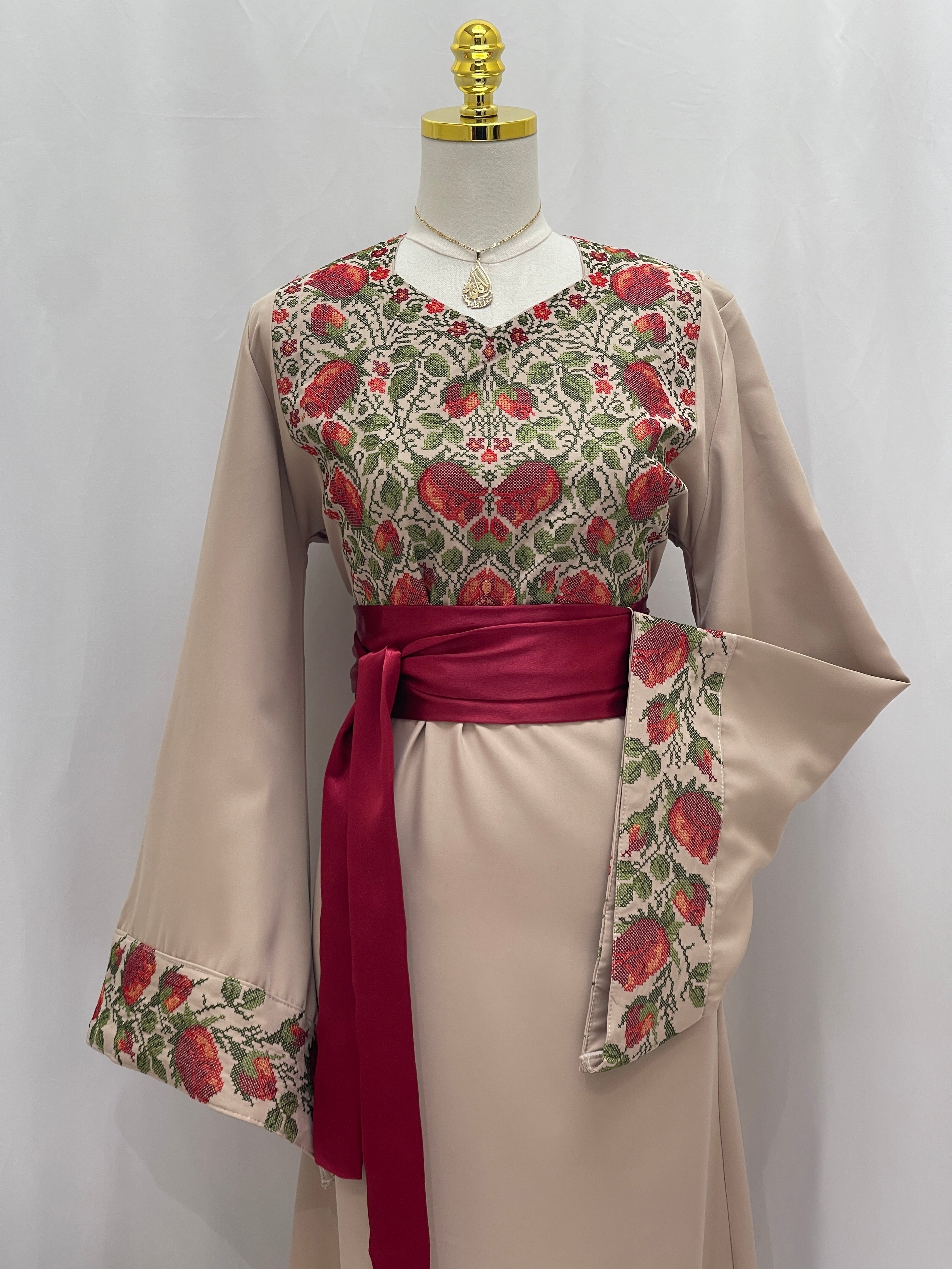 Thobe Layali Al Warad