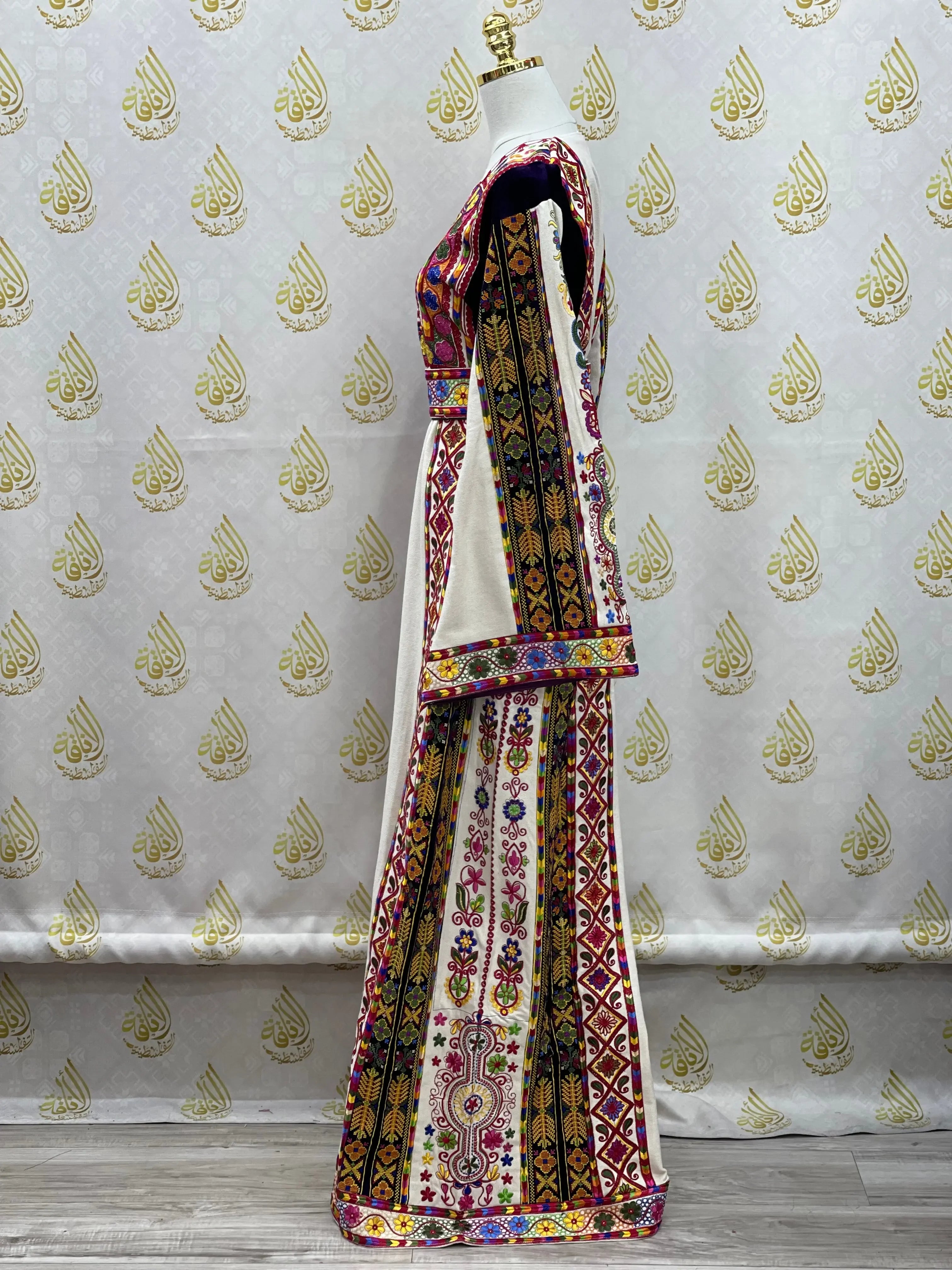 Embroidery Etamin Thoub: Ultimate Luxury and Sophistication Palestinian Elegance