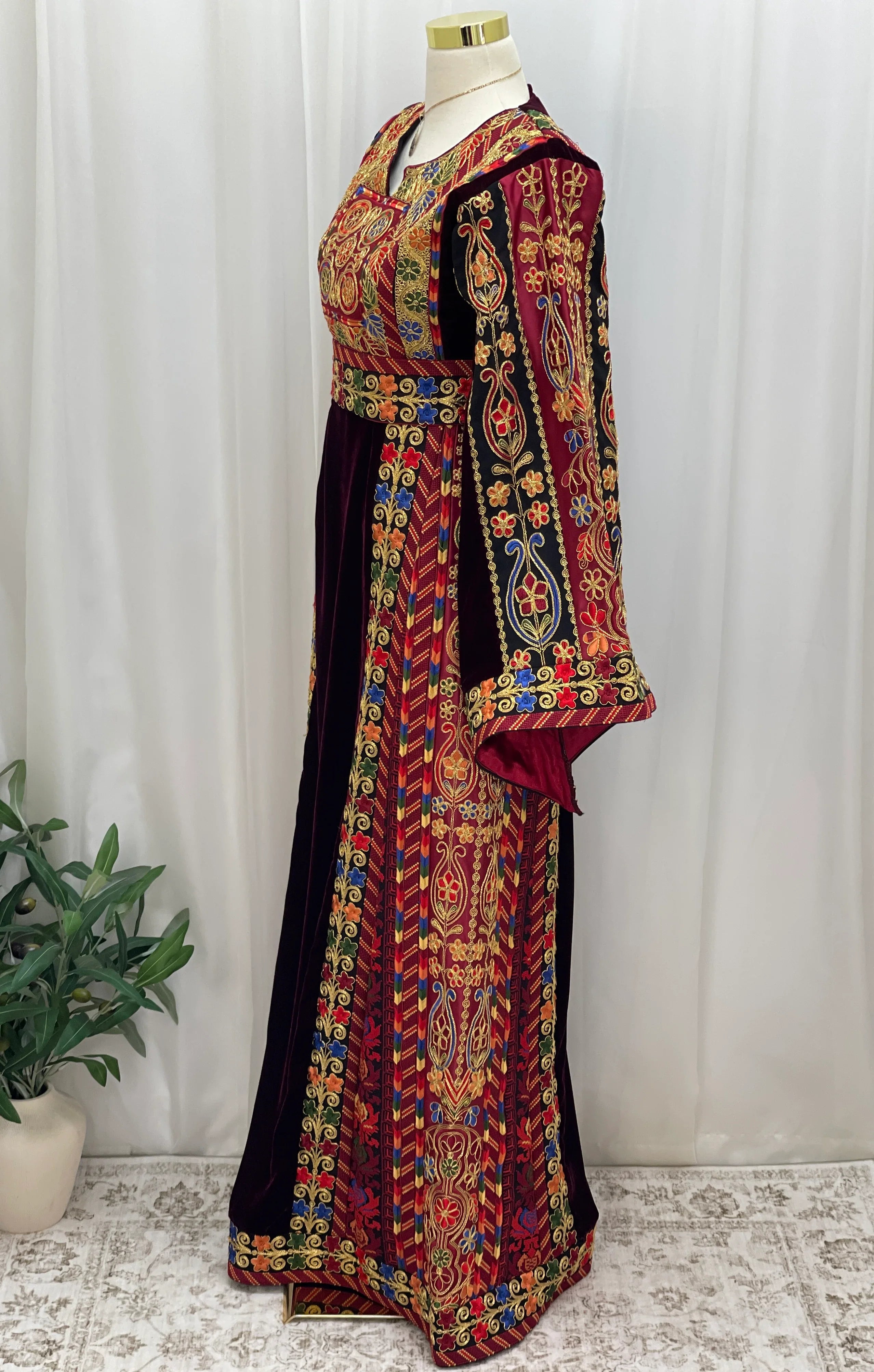 Al Jawhara Qasab Velvet Embroidered Thobe - Palestinian Elegance