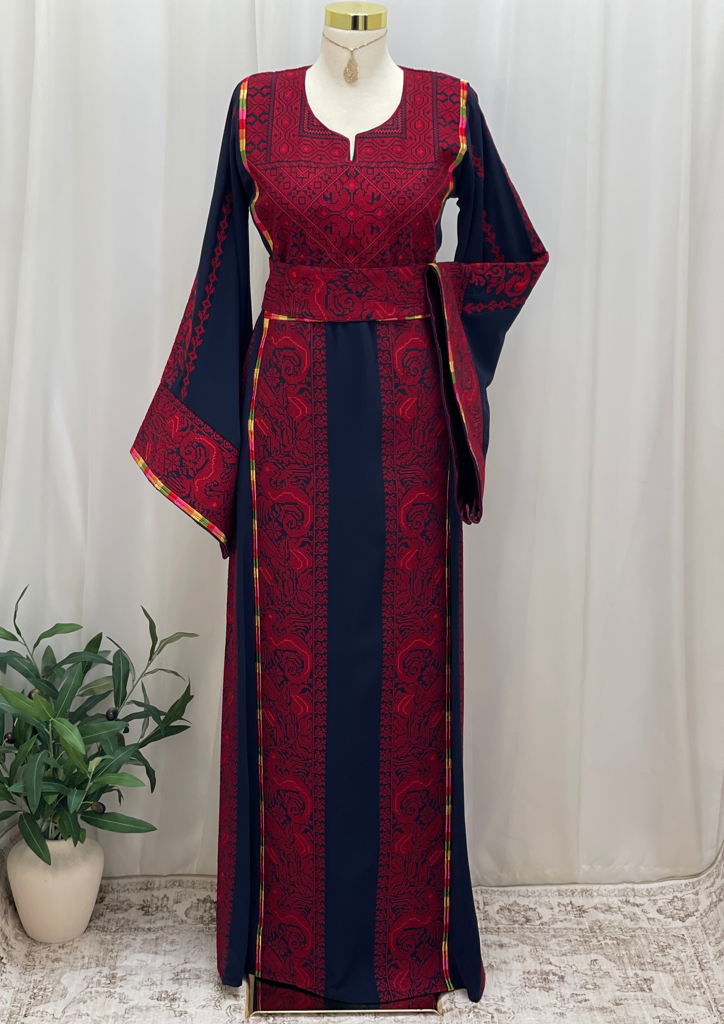 Dragon Heritage Embroidered Thobe