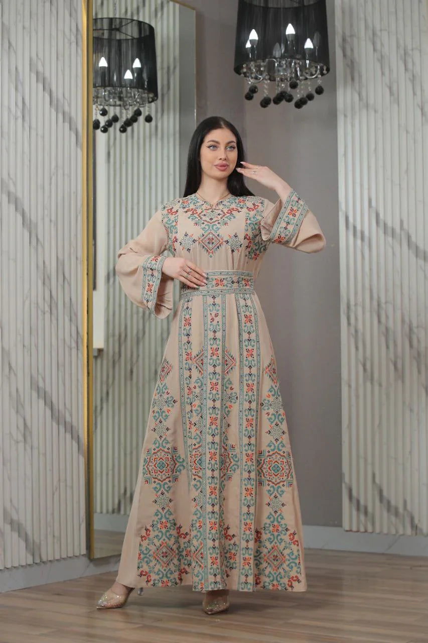 فستان فلسطيني مطرز – على الطراز التطرزي الكلاسيكي