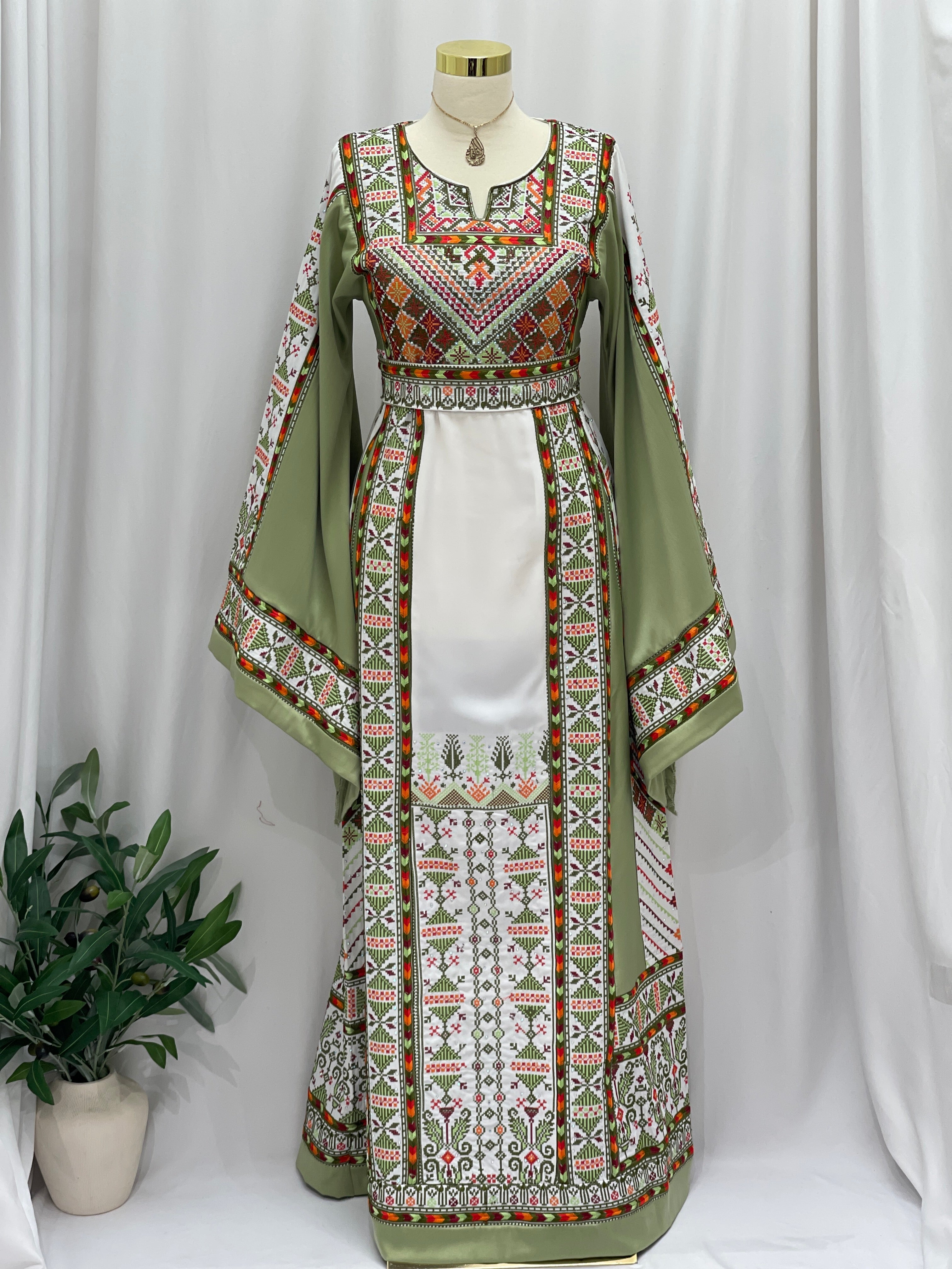 Palestinian Embroidered Olive Thobe – Heritage Elegance