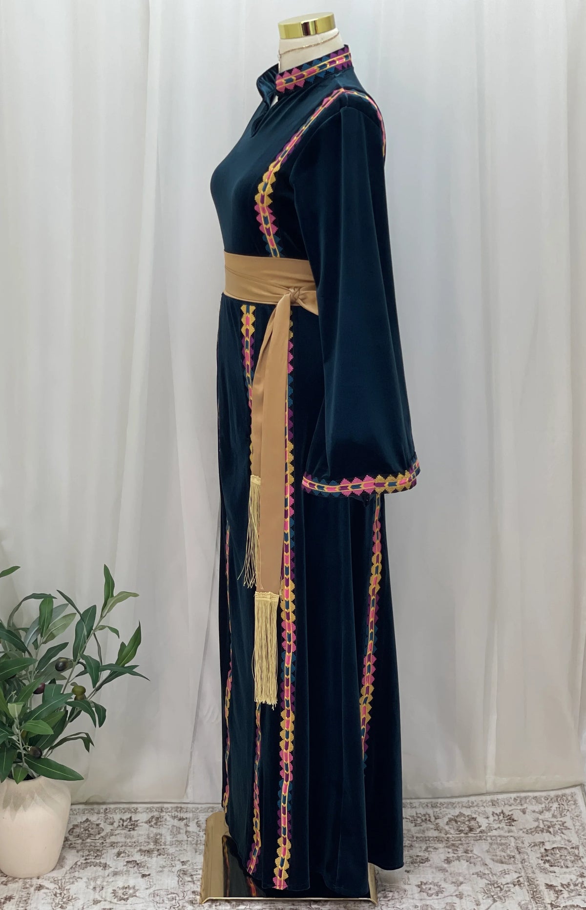 Manajel Grace Velvet Thobe - Palestinian Elegance