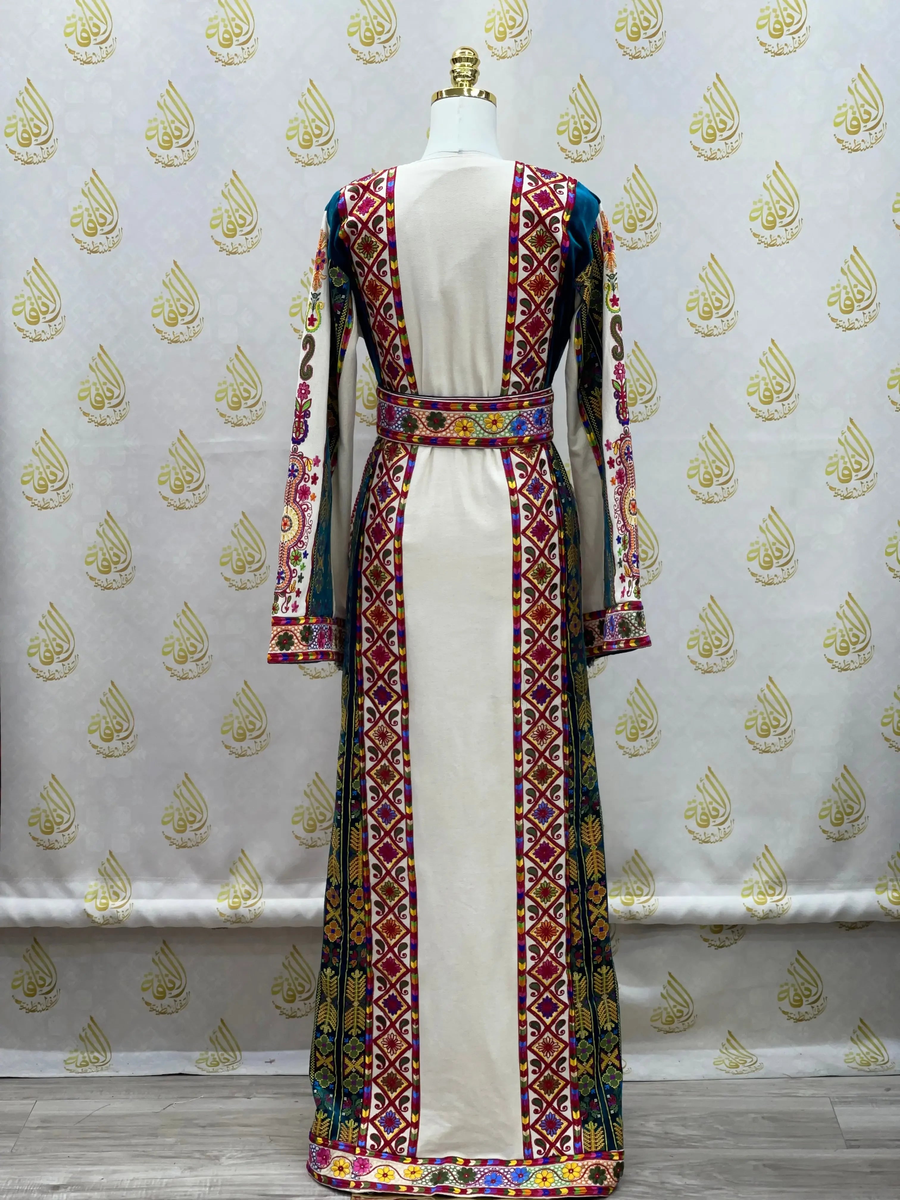 Embroidery Etamin Thoub: Ultimate Luxury and Sophistication Palestinian Elegance