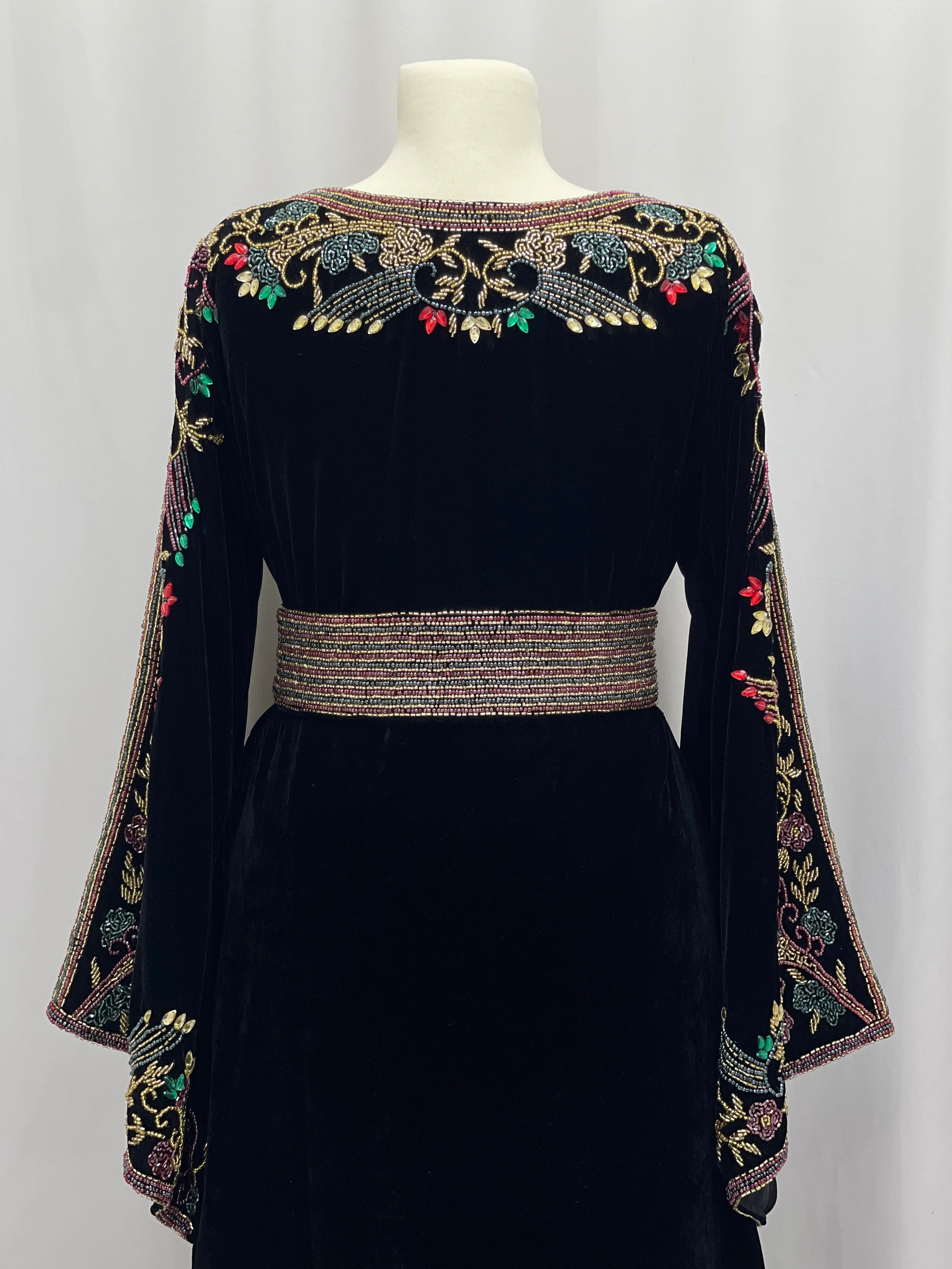 Sultana Beaded Velvet Thobe