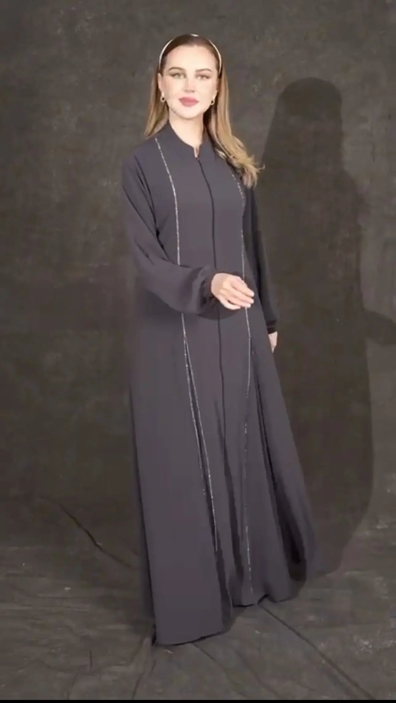 Maxi Yurio Abaya: Traditional Modesty Meets Modern Style - Palestinian Elegance