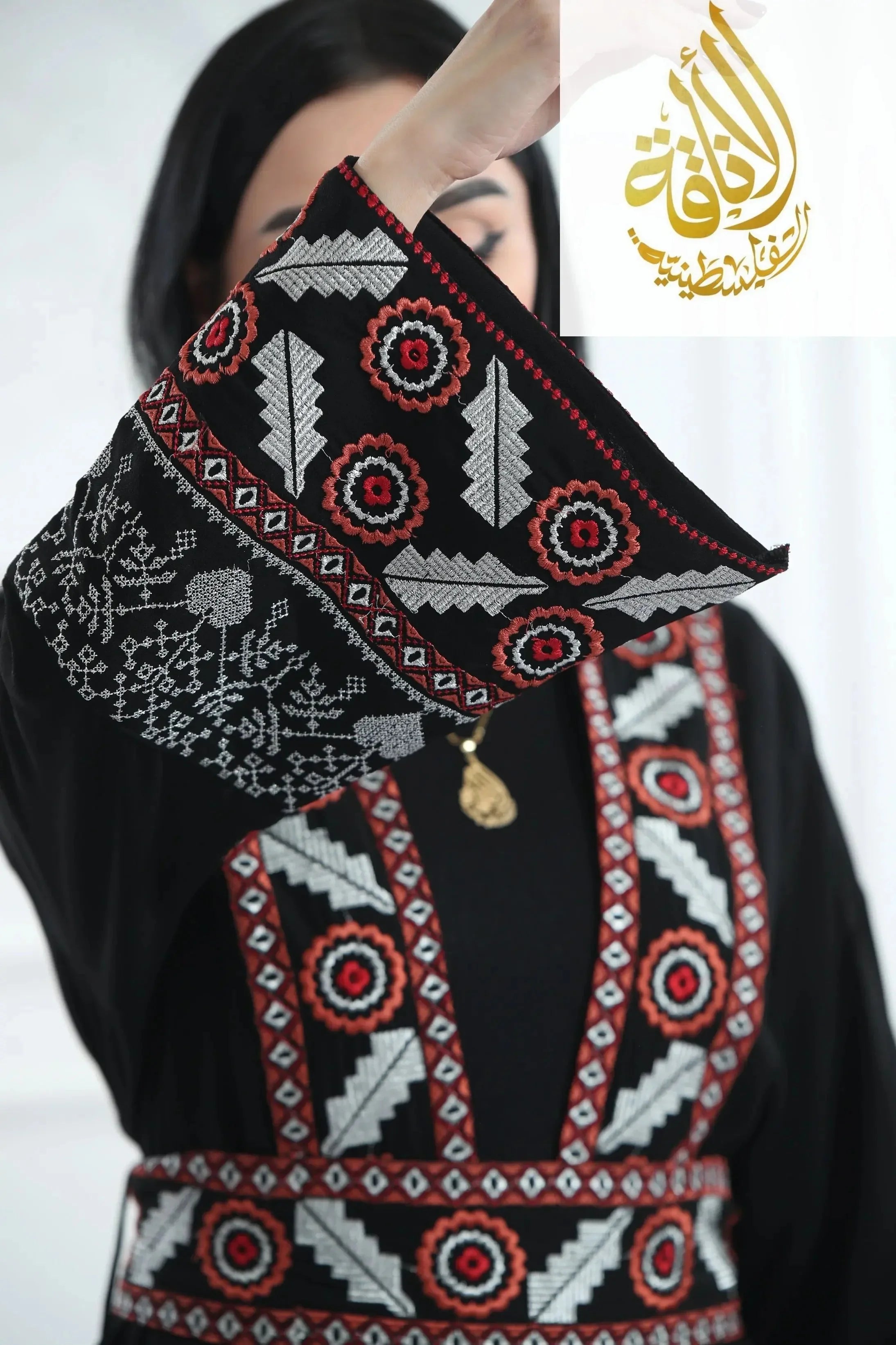 Chiffon Bisht with Luxurious Reed Gold Embroidery: Elegance & Sophistication Palestinian Elegance