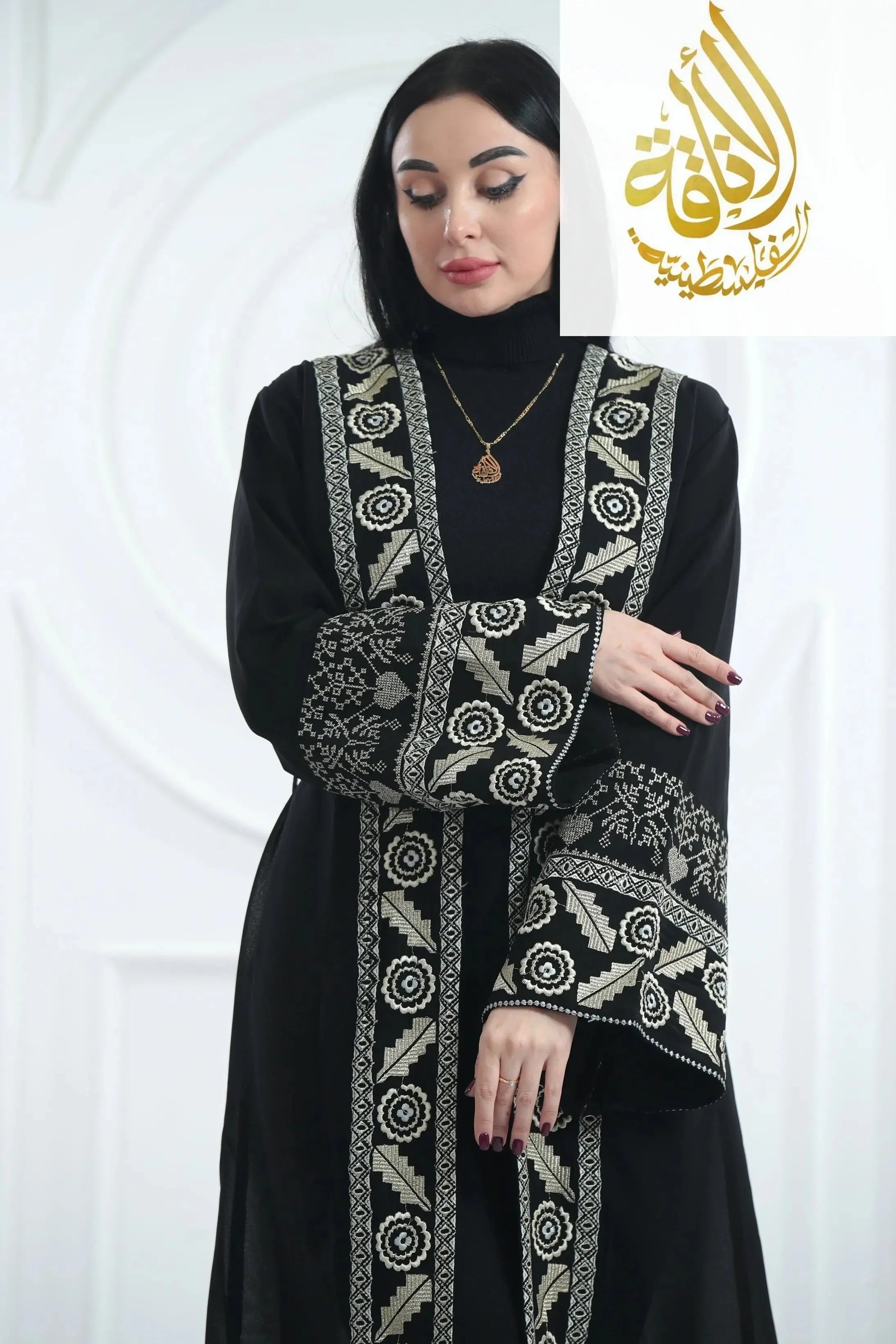 Chiffon Bisht with Luxurious Reed Gold Embroidery: Elegance & Sophistication Palestinian Elegance
