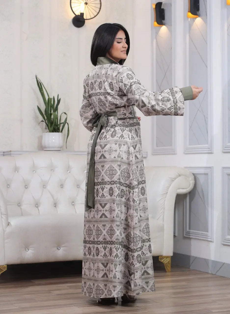 Satin Silk Kaftan: Luxurious Comfort and Elegant Style Palestinian Elegance