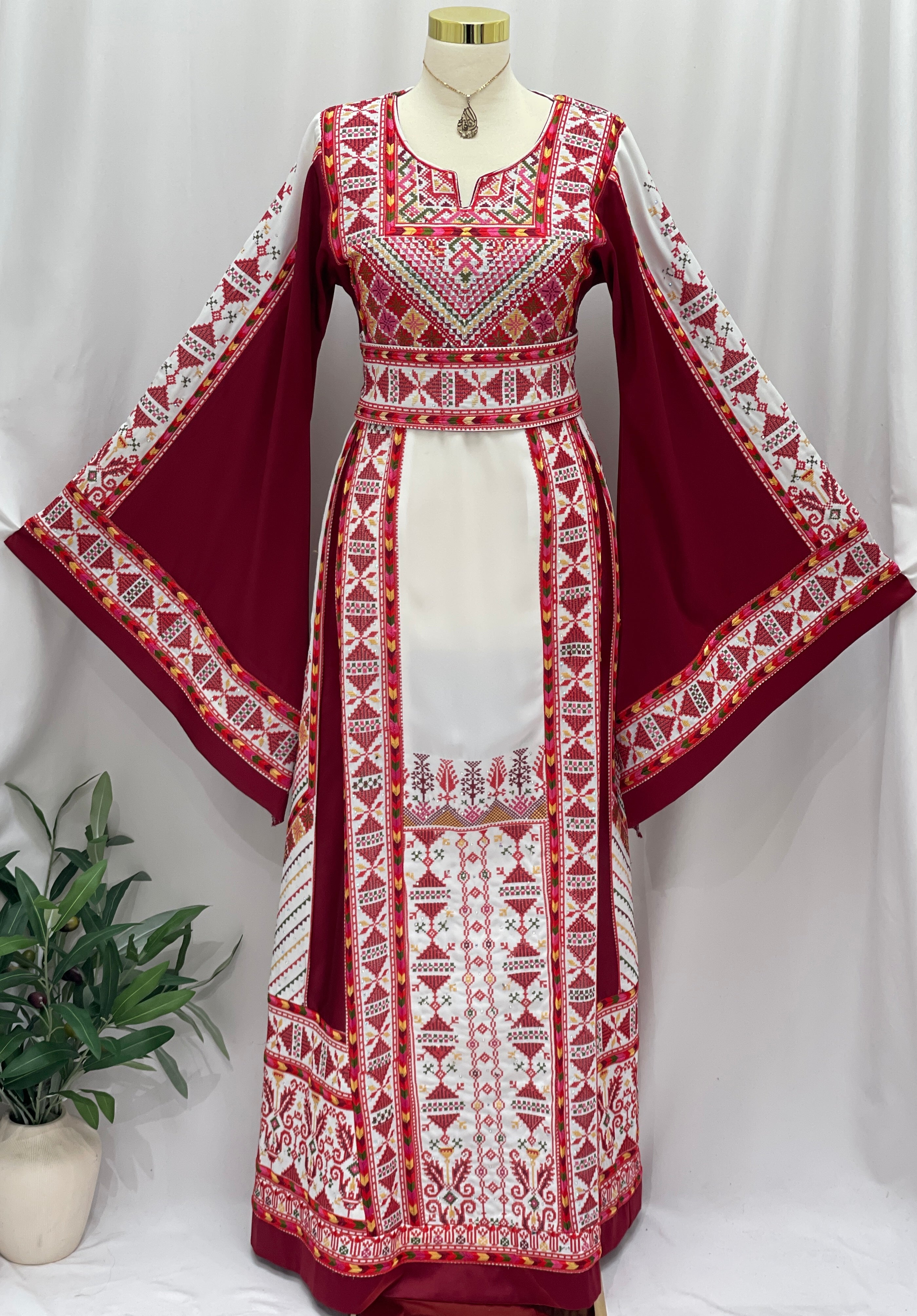 Thuraya Heritage Embroidered Thobe