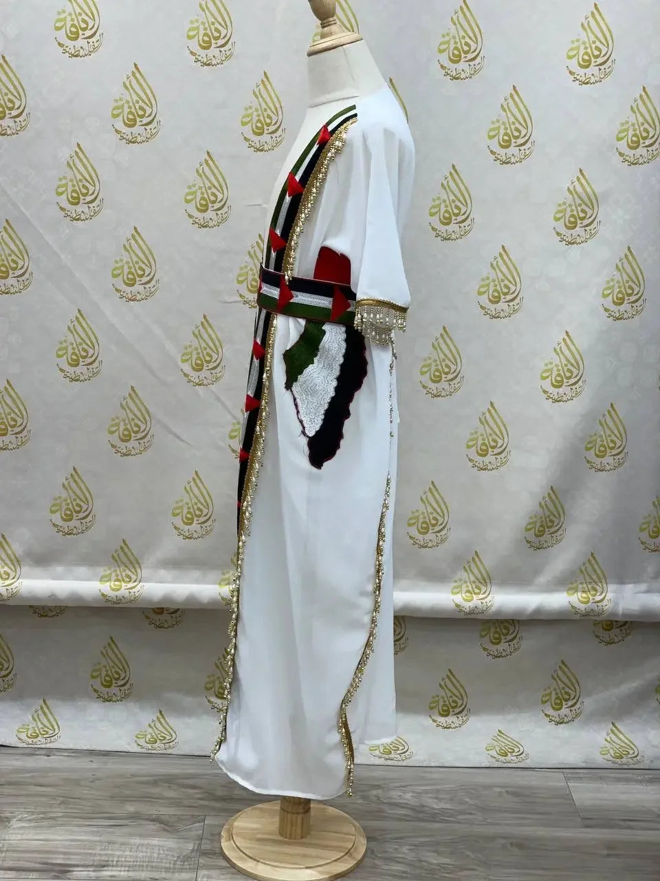 Girls Palestinian Chiffon Bisht: Elegance and Cultural Charm Palestinian Elegance