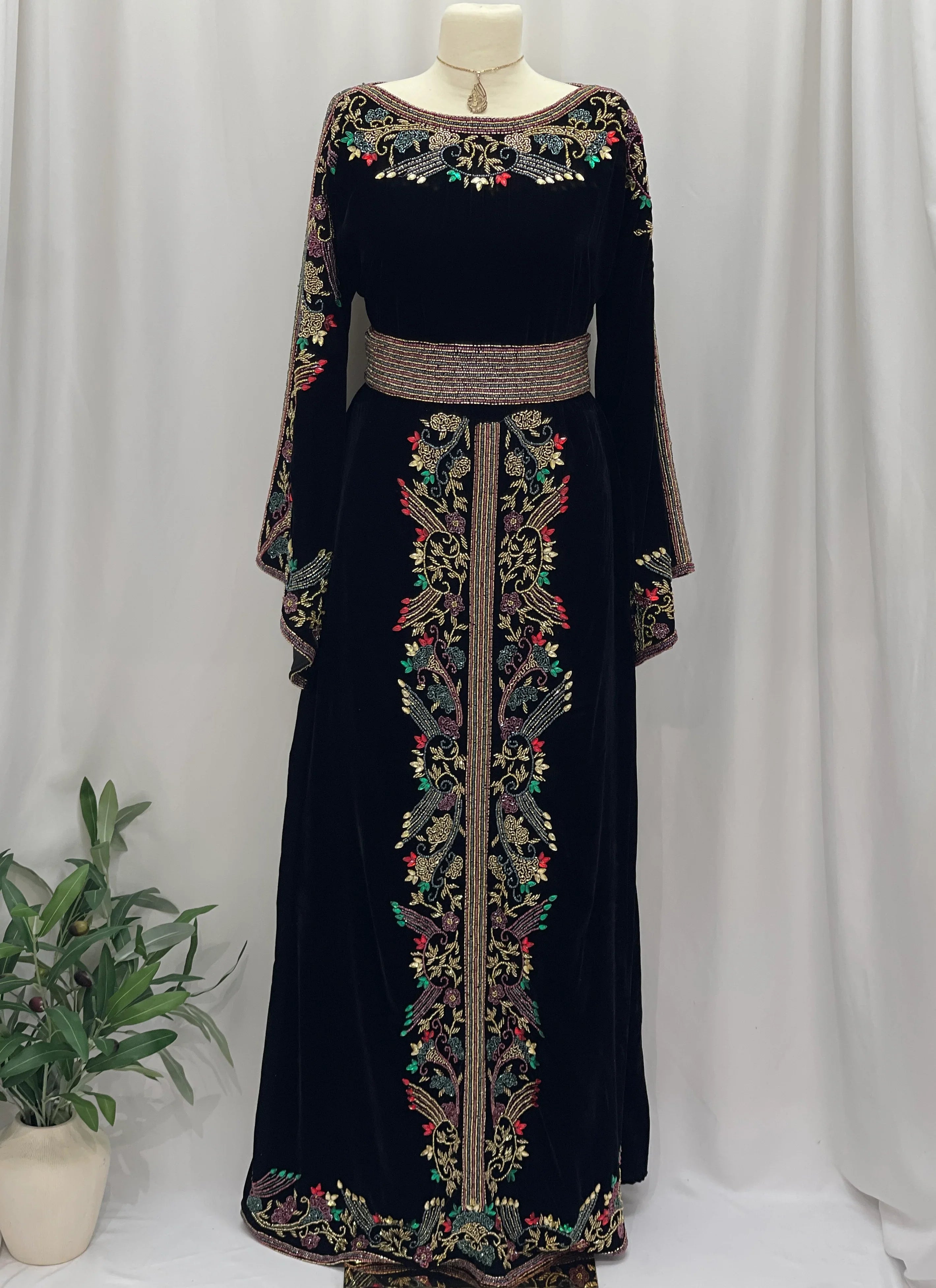 Sultana Beaded Velvet Thobe